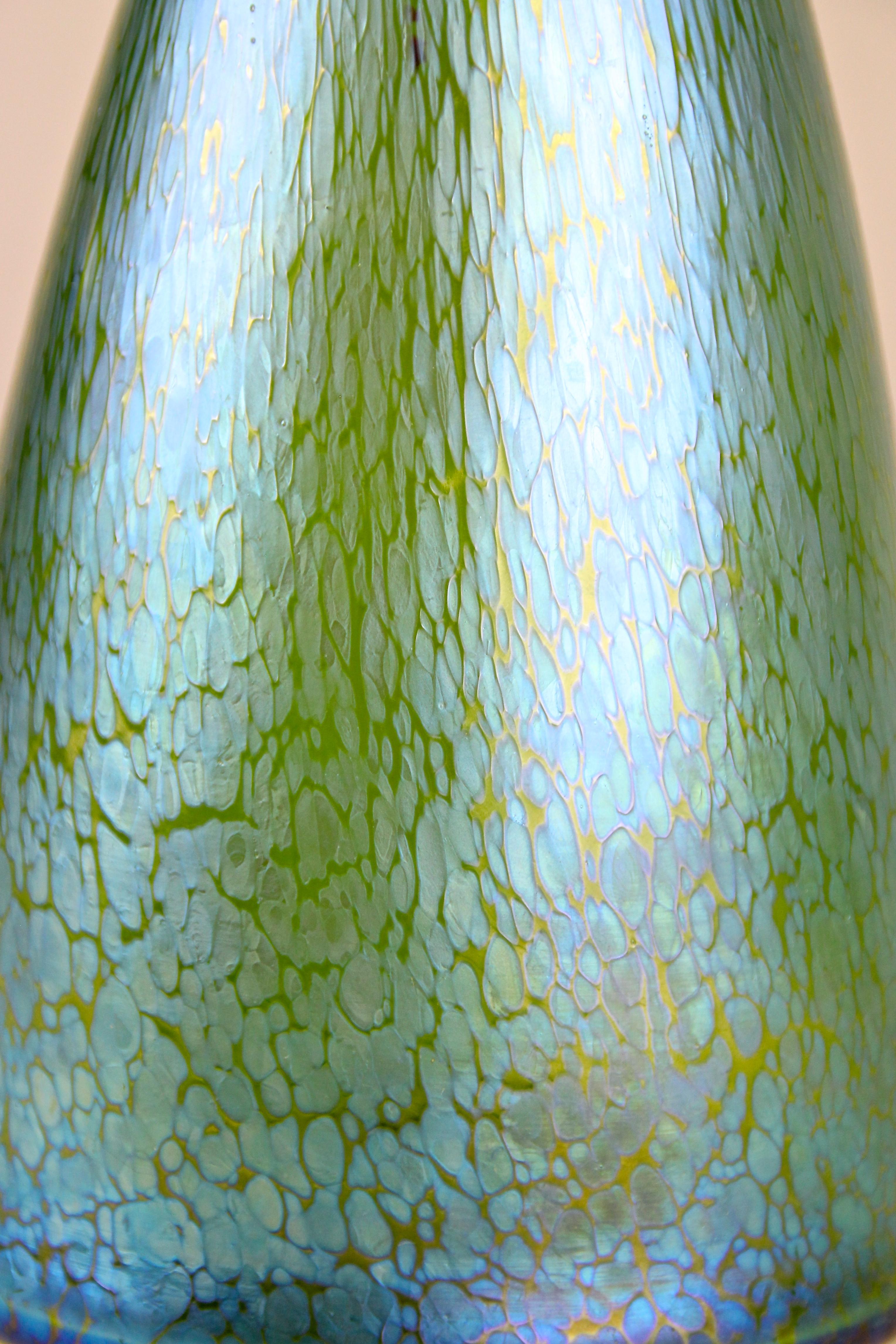 Vase en verre Loetz « Créte Papillon » de Koloman Moser pour E. Bakalowits, vers 1899 en vente 4