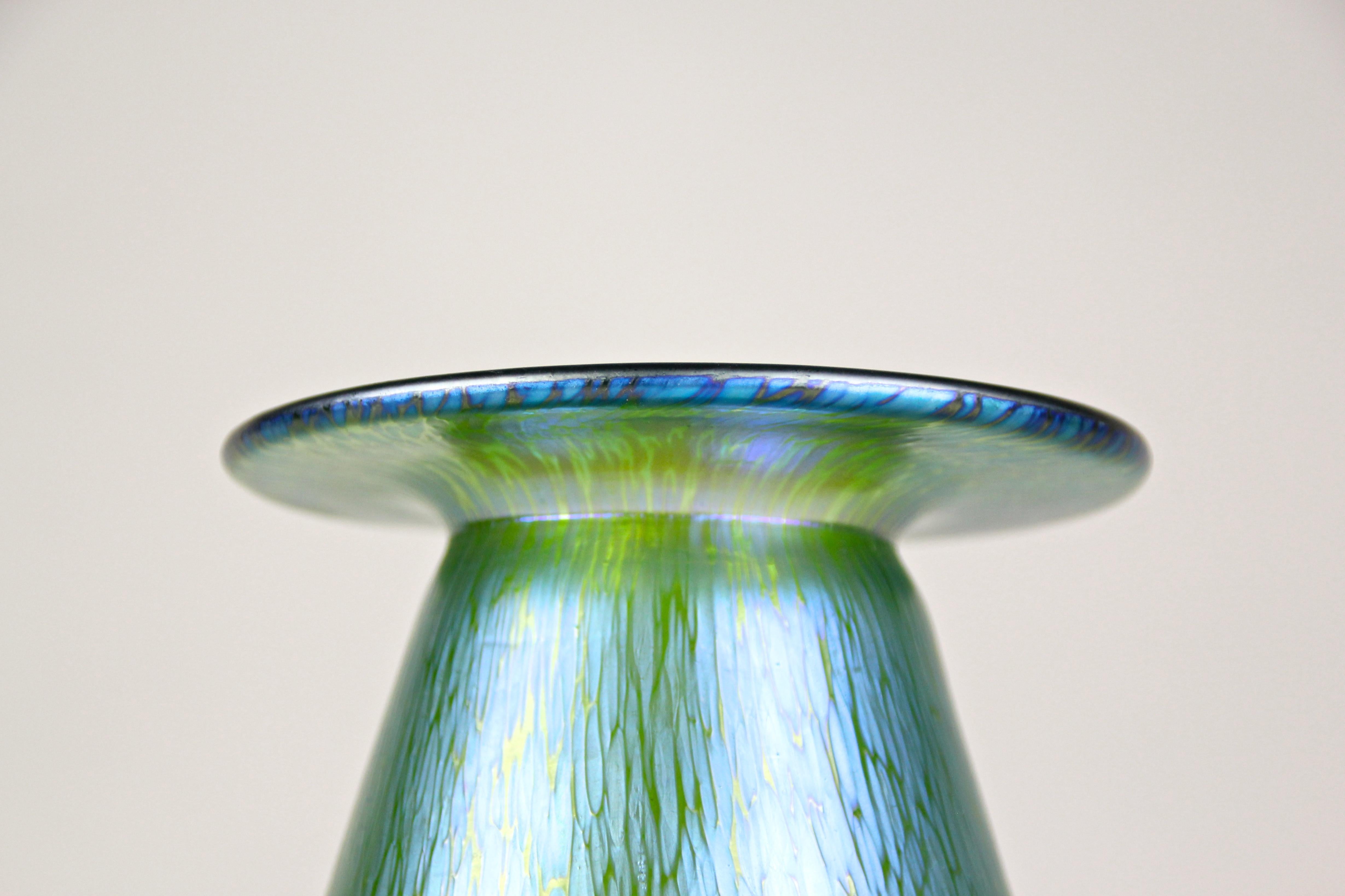 Jarrón Loetz Glass 