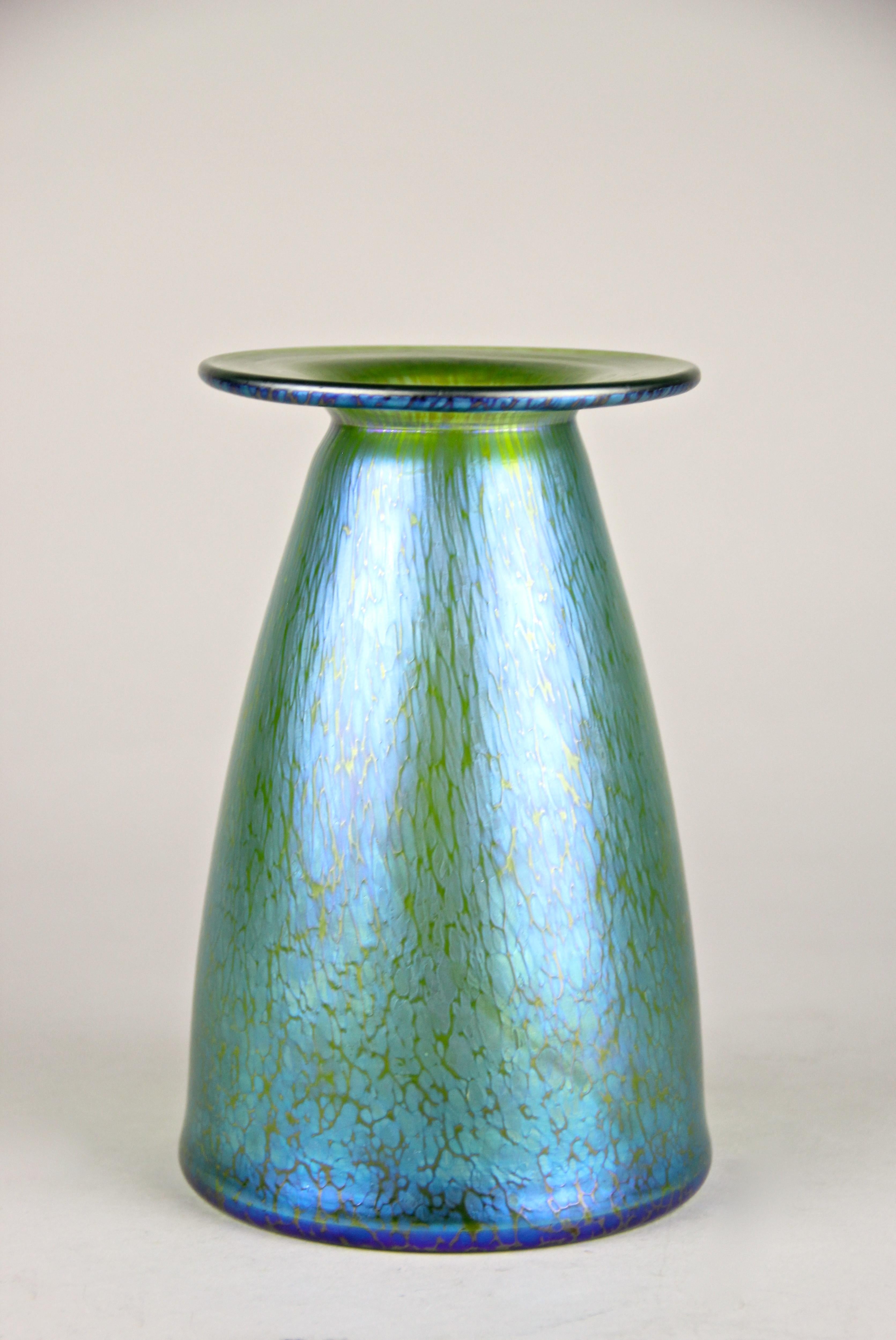 Vase en verre Loetz « Créte Papillon » de Koloman Moser pour E. Bakalowits, vers 1899 Bon état - En vente à Lichtenberg, AT