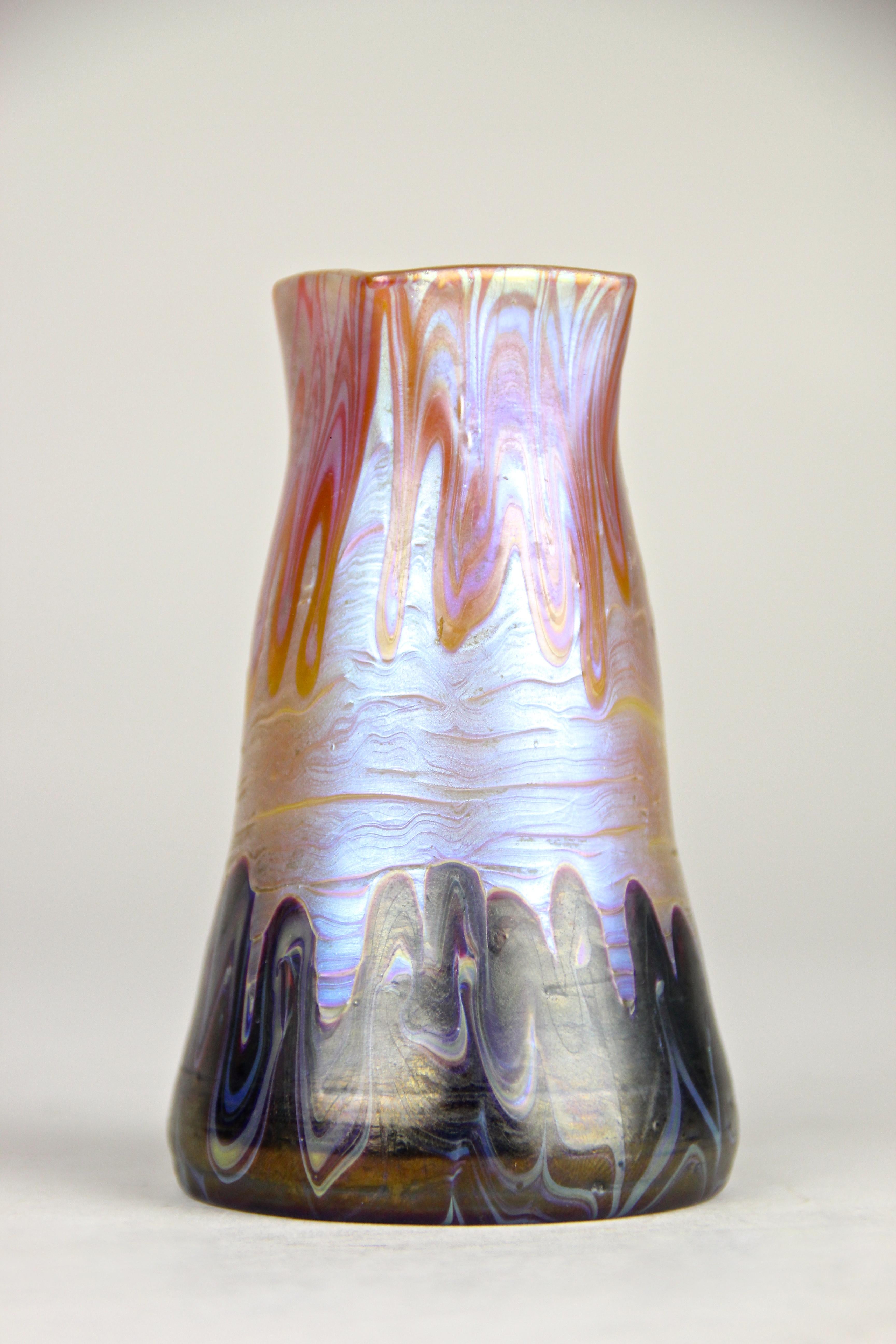 Tchèque Vase en verre Loetz Glass PG 358 par Hans Hofstoetter pour l'exposition universelle de Paris, Bohemia, 1900 en vente