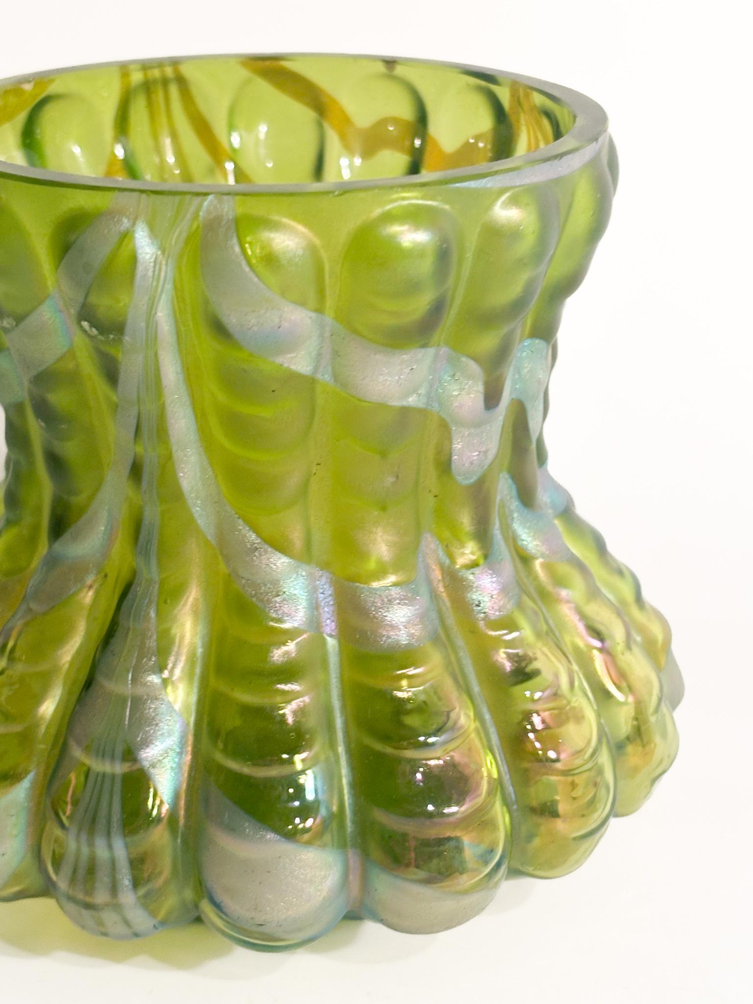 Metà XX secolo Loetz Green and Iridescent Silver Glass Vase 1950s in vendita