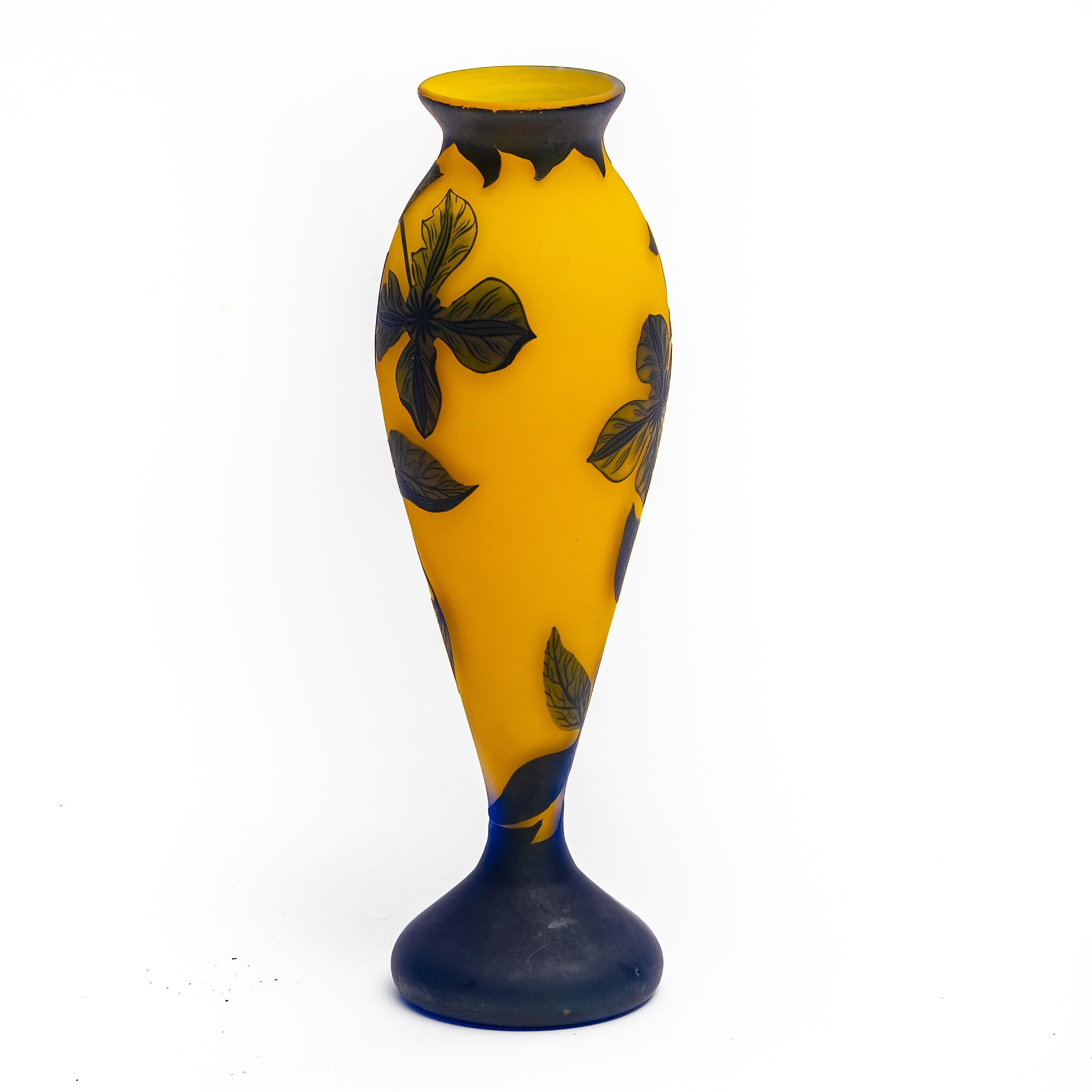 Loetz Signed Richard cameo glass vase, early 20th century, with floral decoration in navy blue on yellow ground, signed 