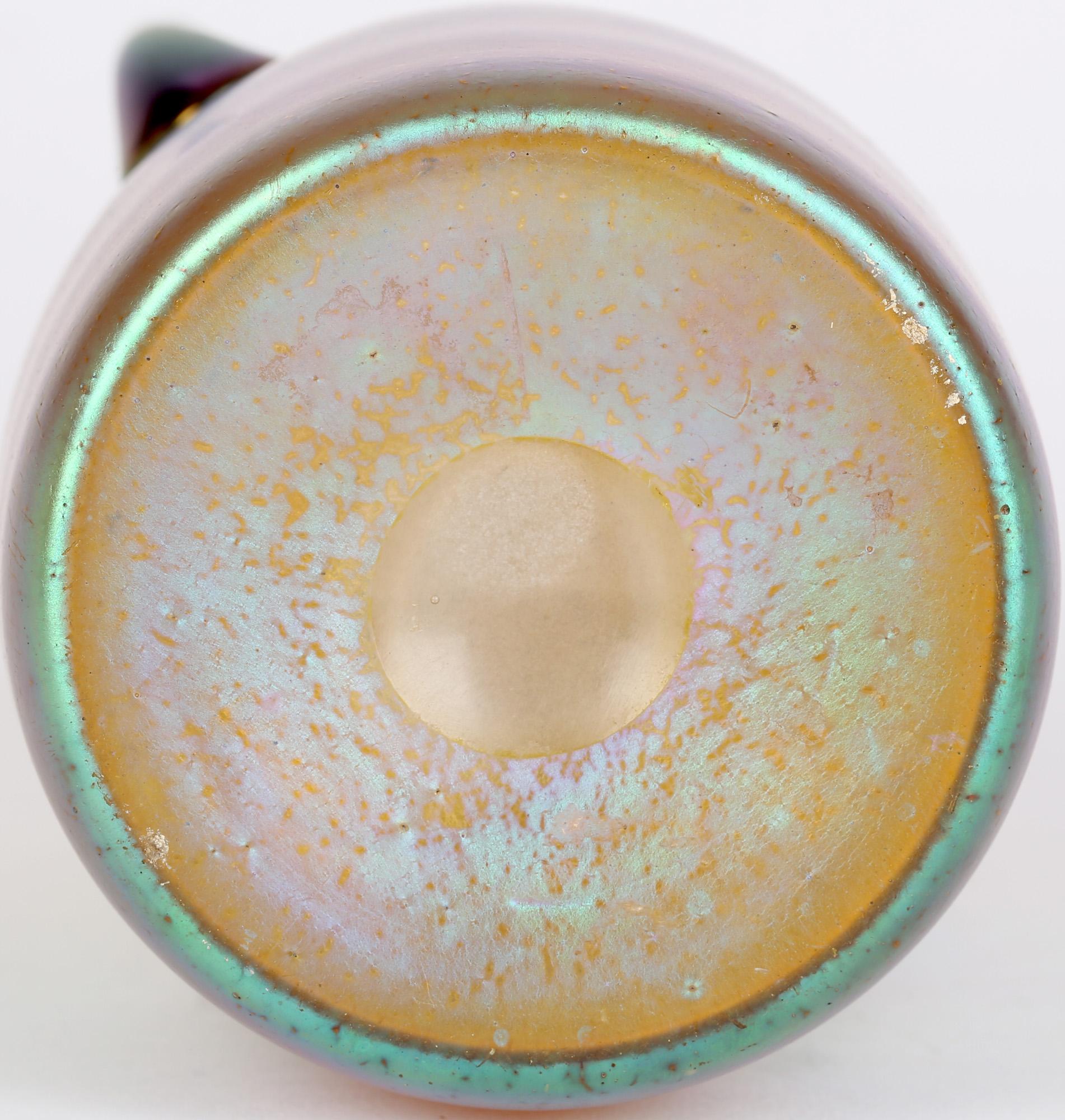 Loetz Silberiris Candia Vaso in vetro a due manici iridescente in vendita 4