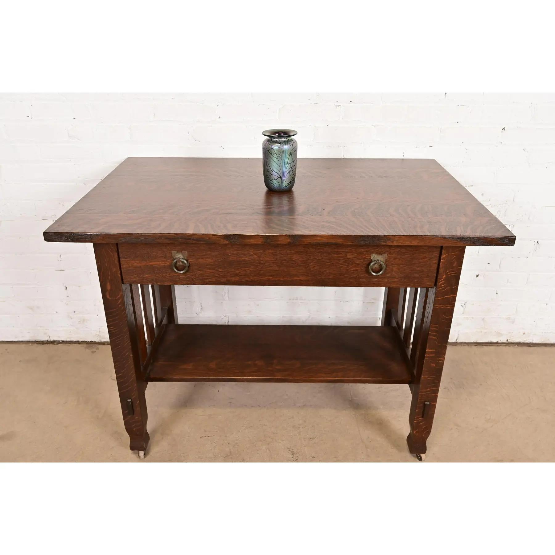 Vaso in vetro artistico cangiante in stile Art Nouveau di Loetz in vendita 5