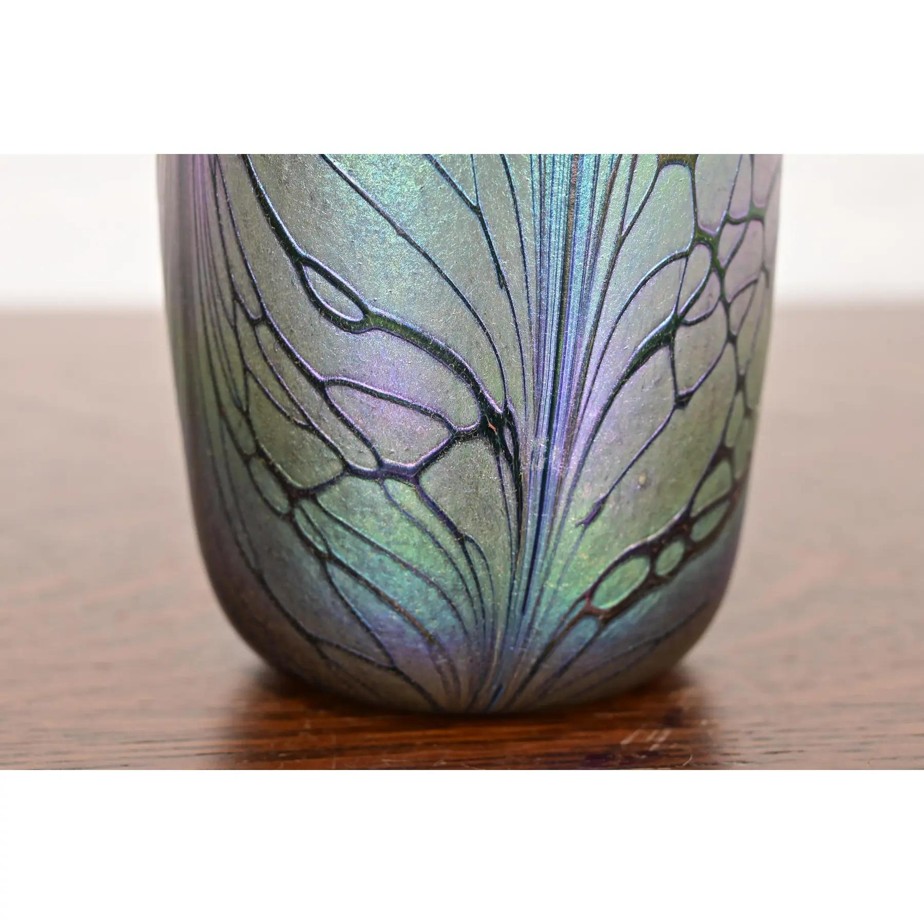 Vaso in vetro artistico cangiante in stile Art Nouveau di Loetz in vendita 2