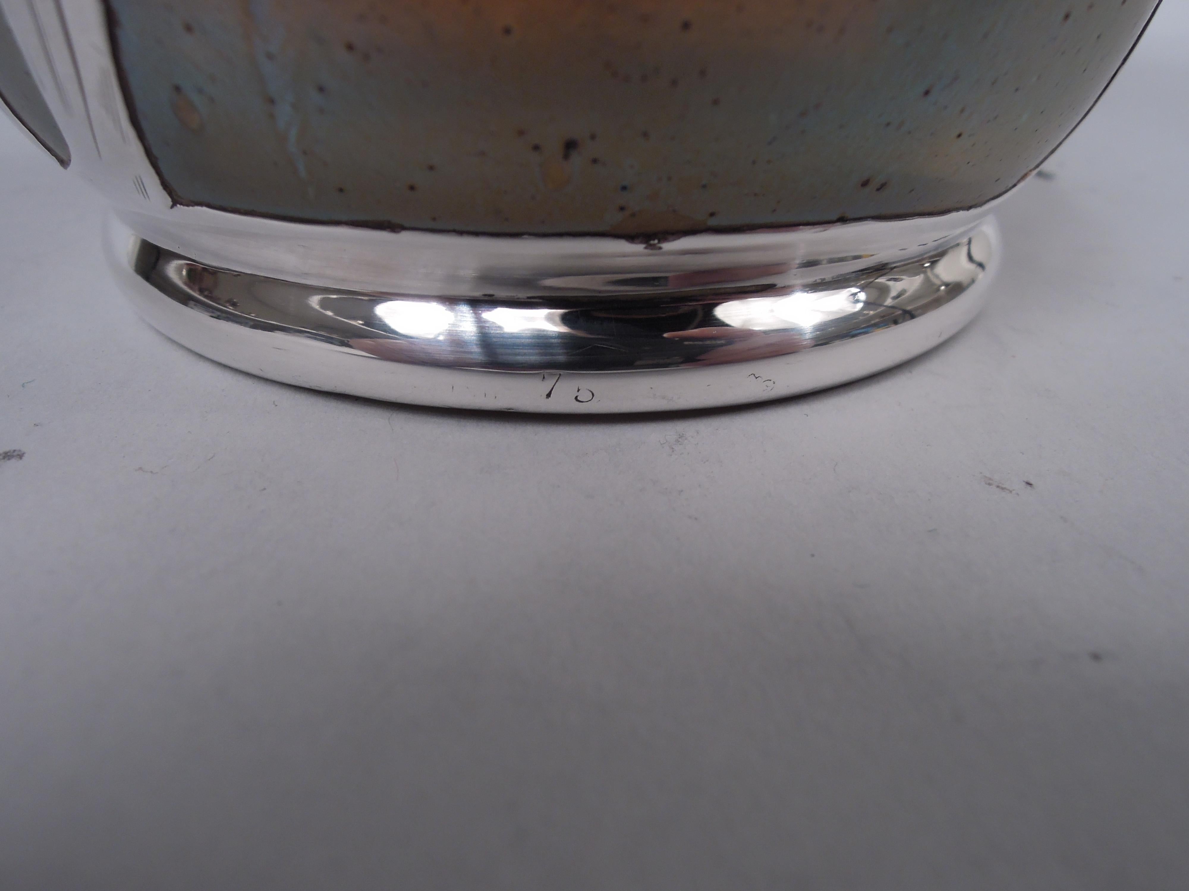 Vaso alto Loetz Art Nouveau Iridescente con sovrapposizione floreale in argento in vendita 3