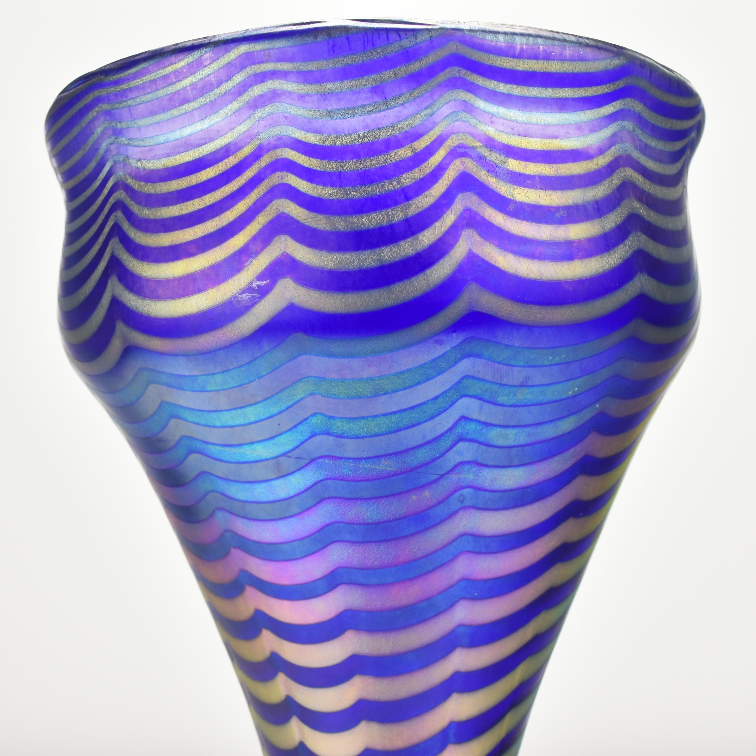 Luster Loetz Vase Art Nouveau Secessionist Art Glass Phaenomen 6893 Antique Lötz For Sale