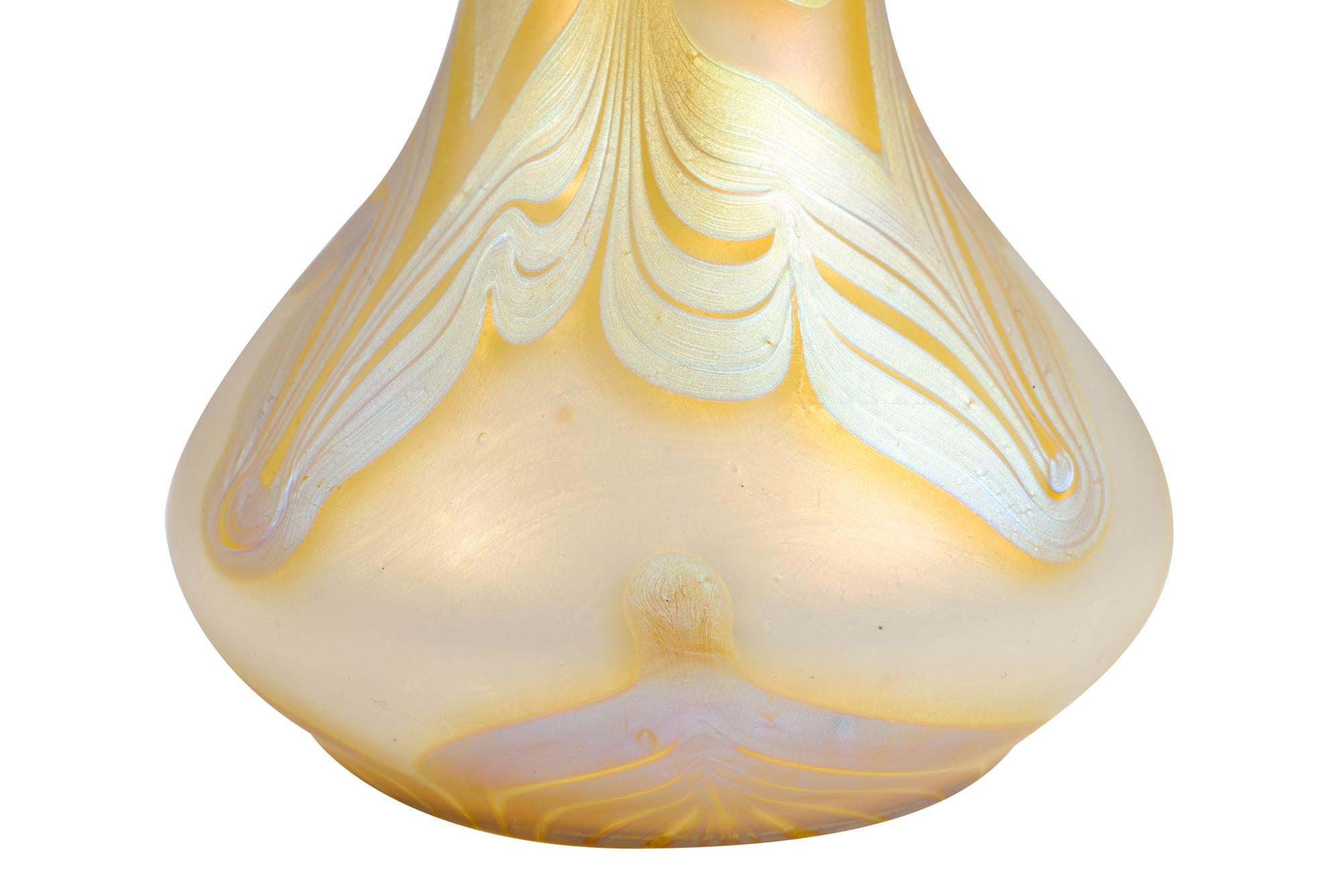 Austrian Jugendstil Johann Loetz-Witwe Vase 1899 Iridescent Yellow In Good Condition For Sale In Vienna, AT