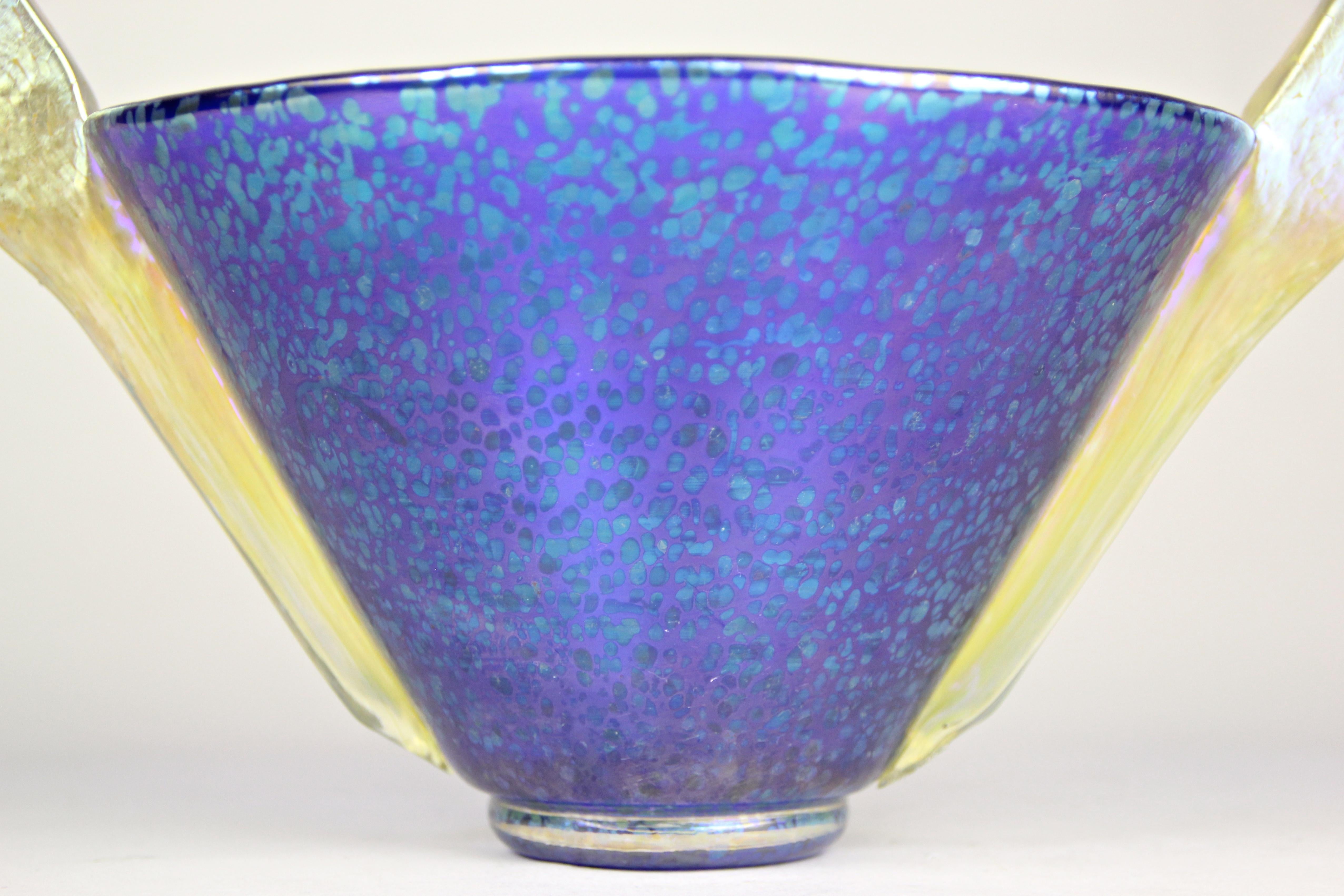 Loetz Witwe Blue Glass Bowl Decor Papillon Iriscident, Bohemia, circa 1936 For Sale 8