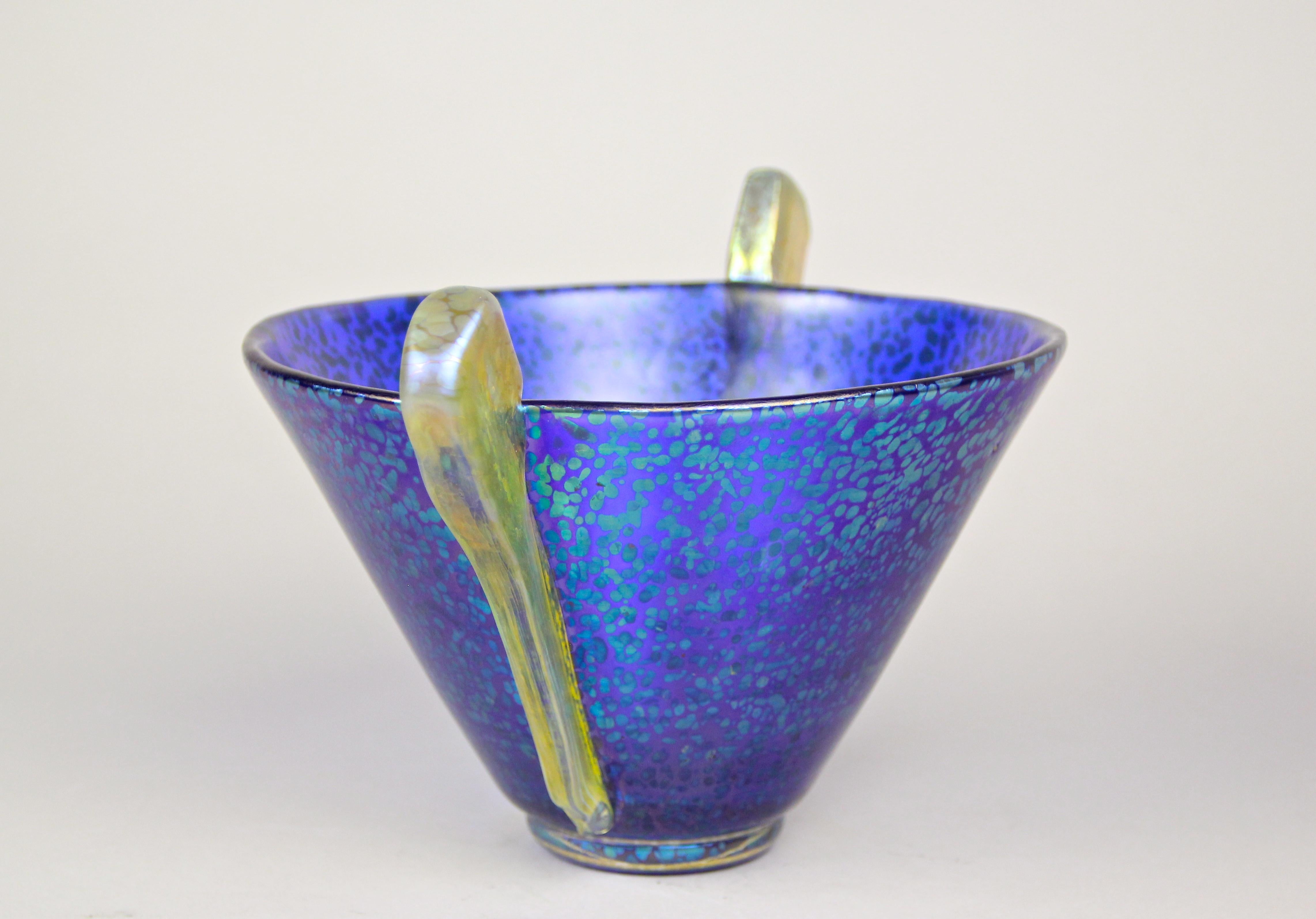 Czech Loetz Witwe Blue Glass Bowl Decor Papillon Iriscident, Bohemia, circa 1936 For Sale