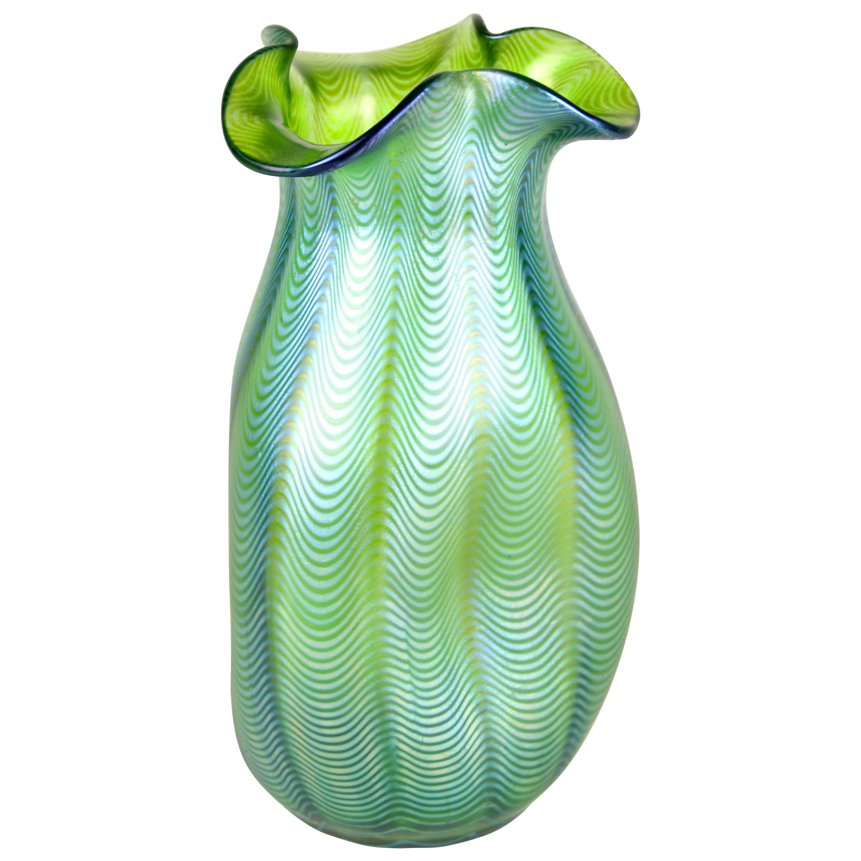Loetz Witwe Glass Vase Crete Phaenomen 6893, Bohemia, circa 1898