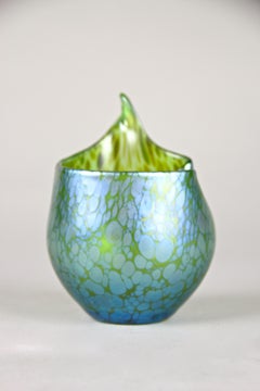 Vaso decorativo Loetz Glass "Creta Papillon" Iriscident, Boemia, circa 1902