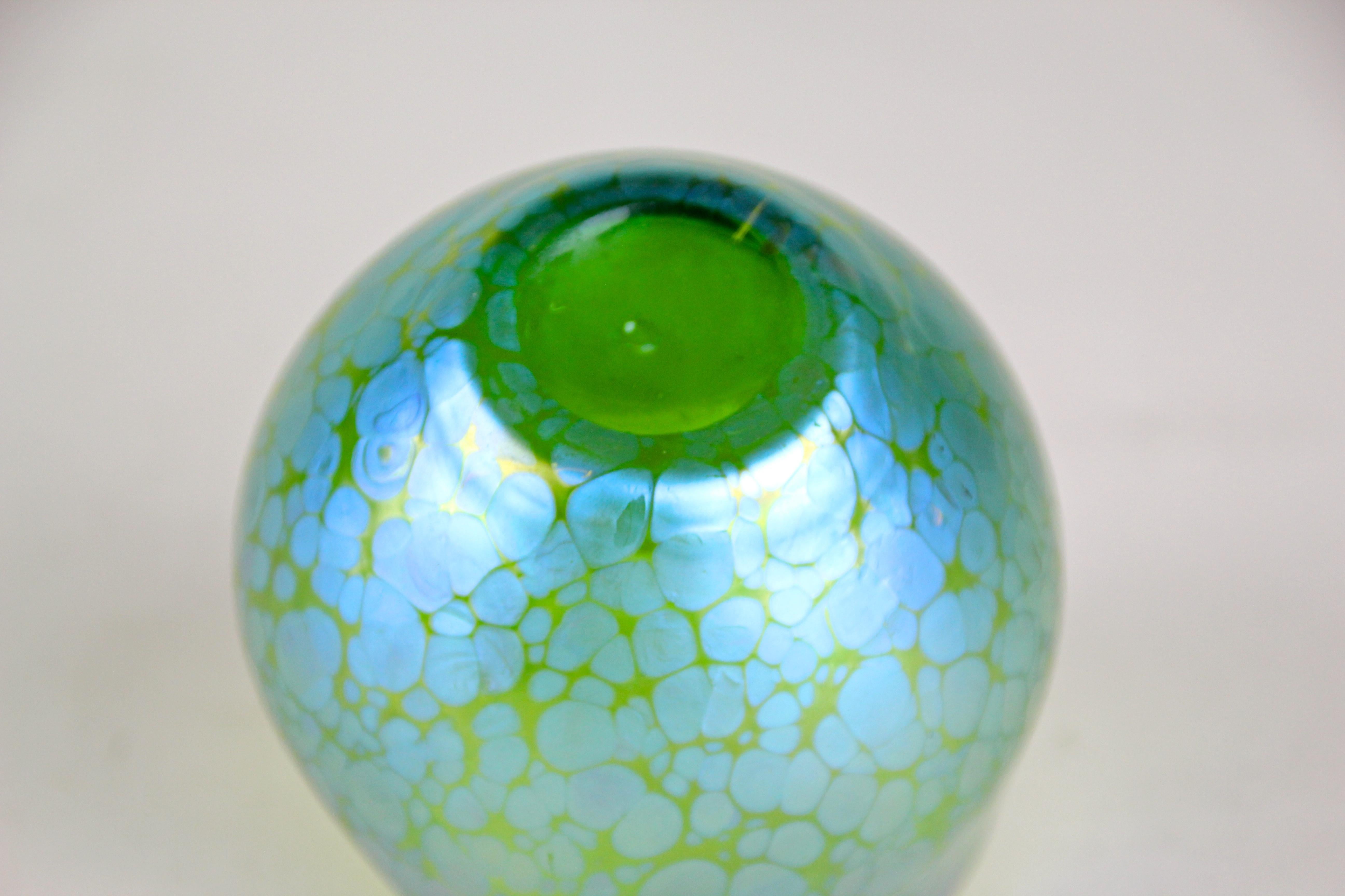 Loetz Witwe Glass Vase Decor 