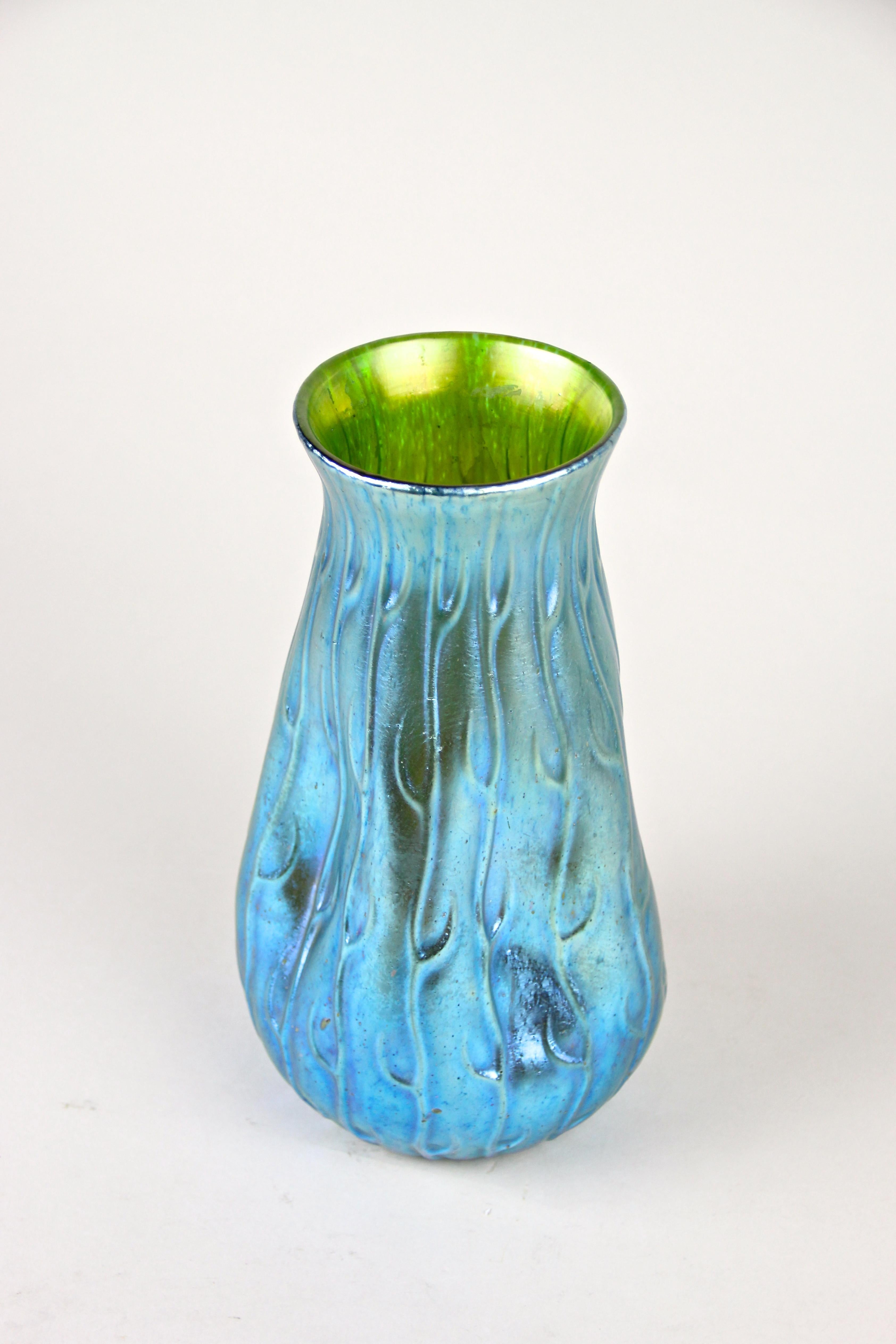 Czech Loetz Witwe Glass Vase Decor 