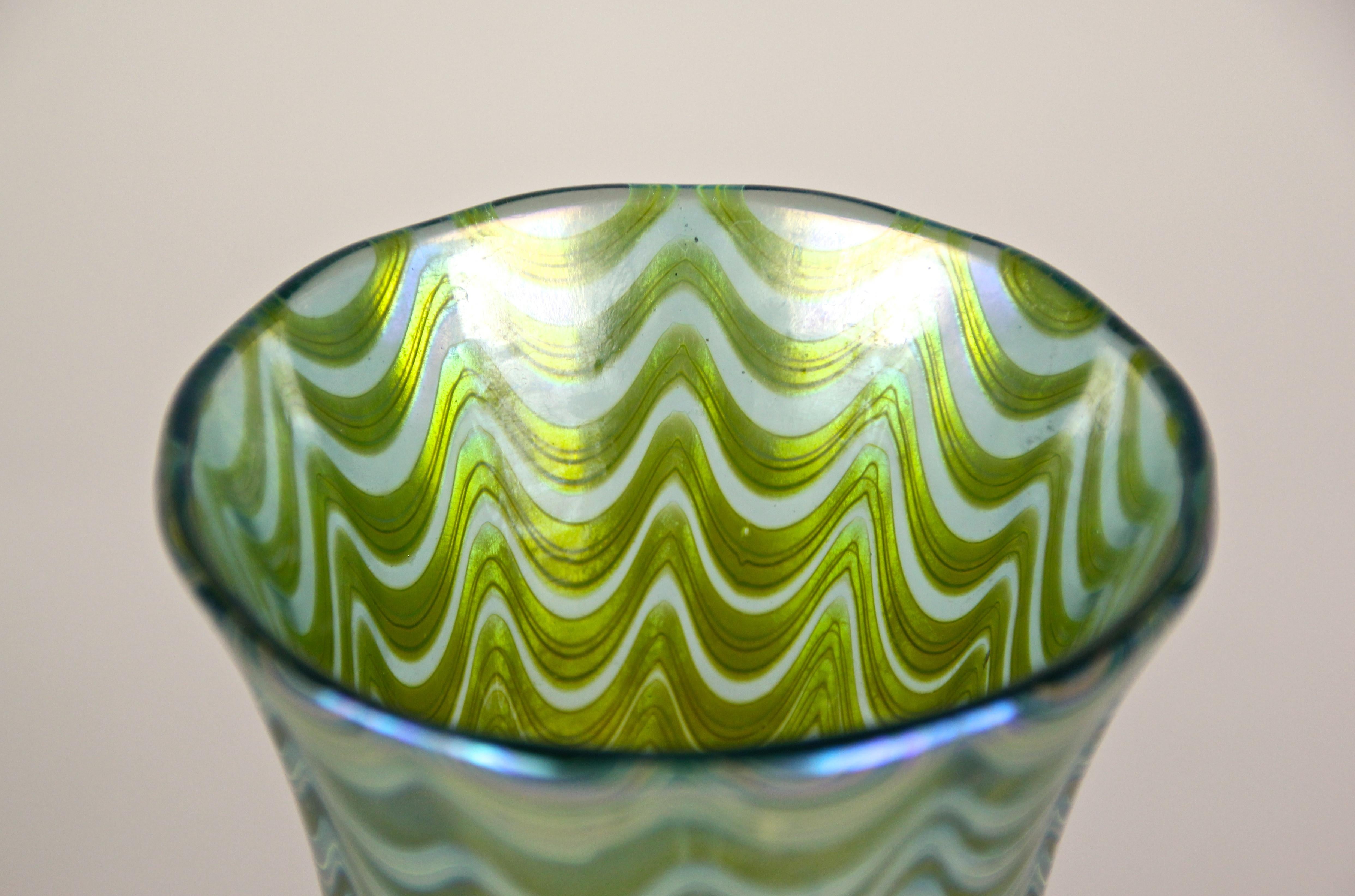 Czech Loetz Witwe Glass Vase Phaenomen Genre 6893 Green, Bohemia, circa 1899 For Sale