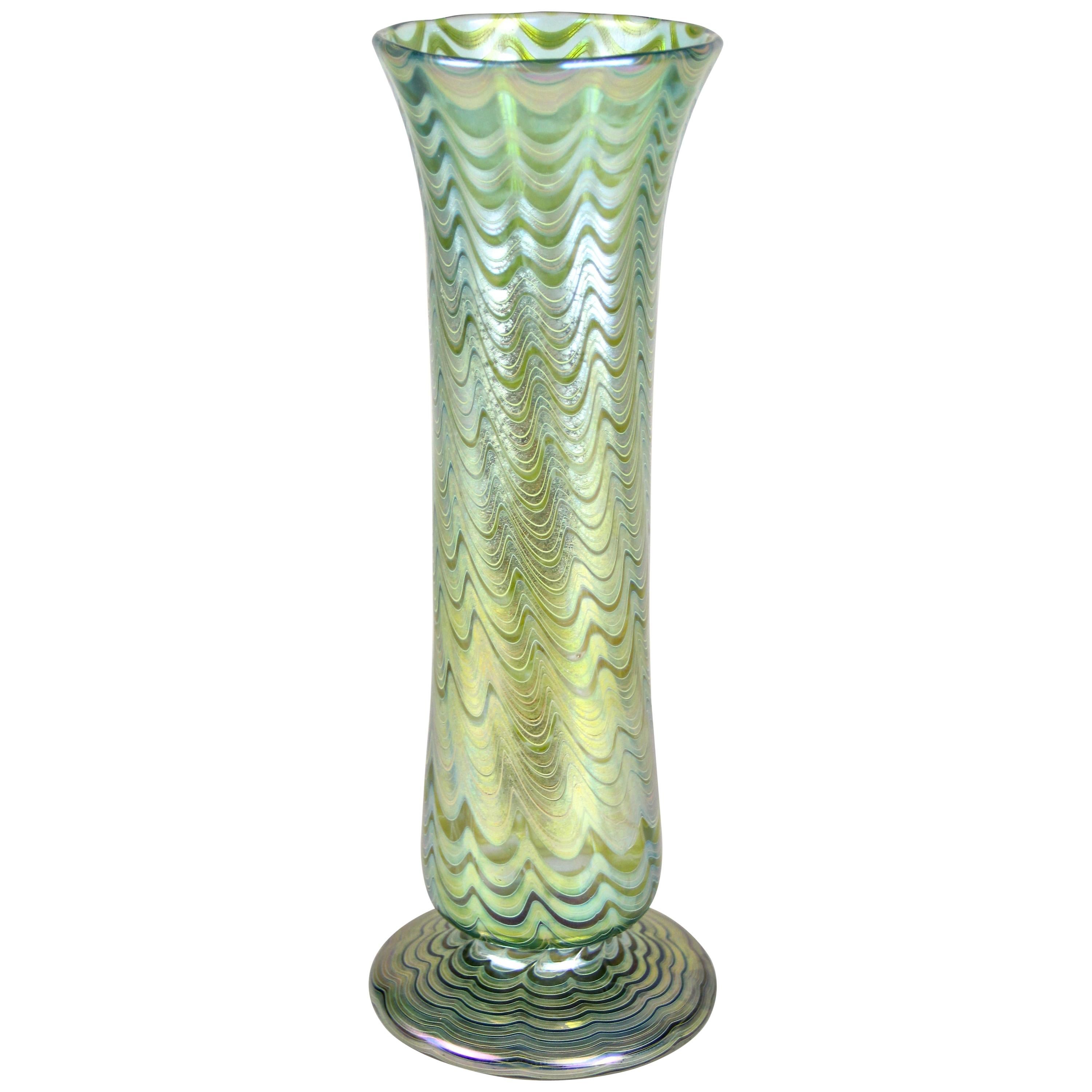 Loetz Witwe Glass Vase Phaenomen Genre 6893 Green, Bohemia, circa 1899