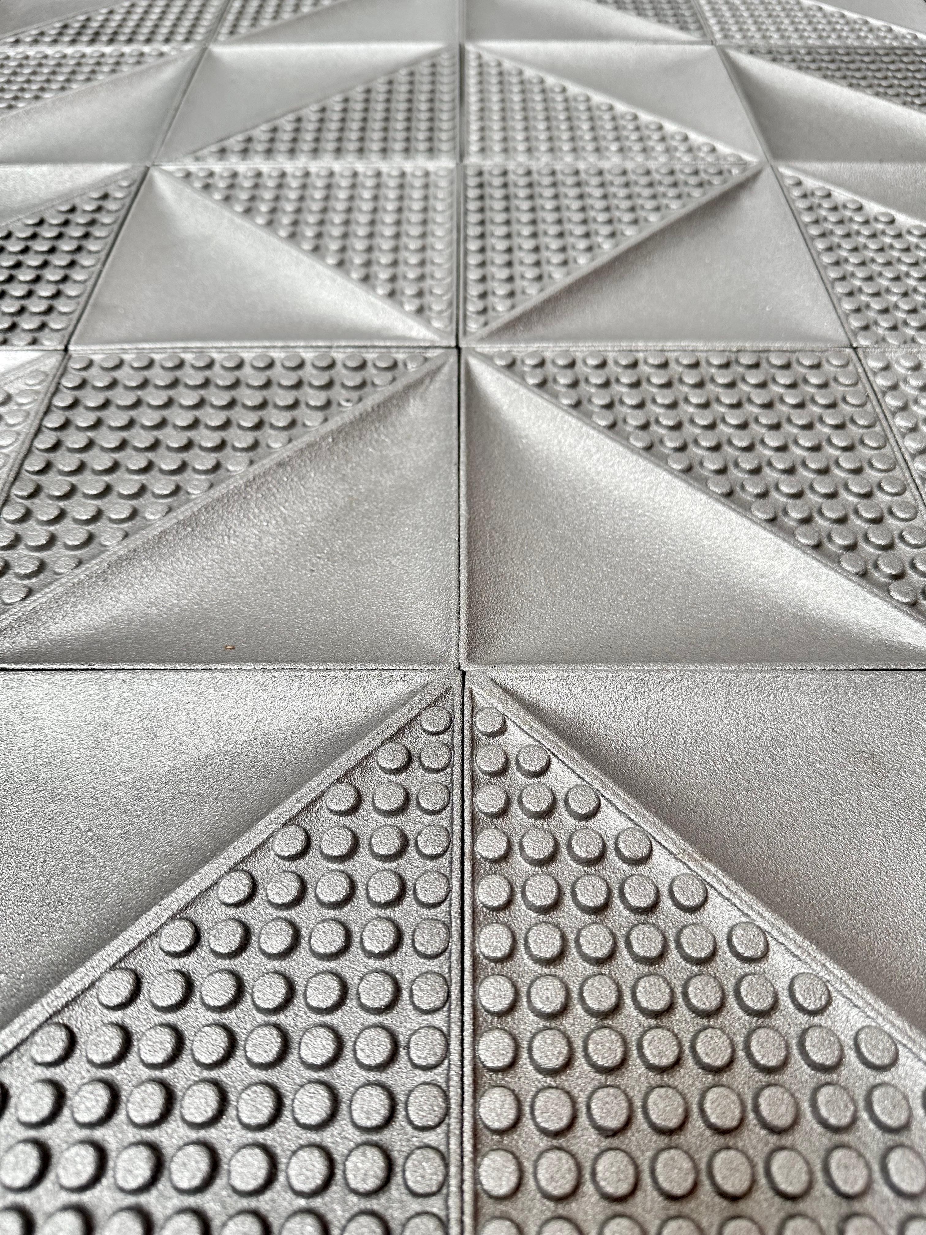 Fine XX secolo L'Oeuf Centre d'Etudes, Animazione murale, Parigi 1972 in vendita