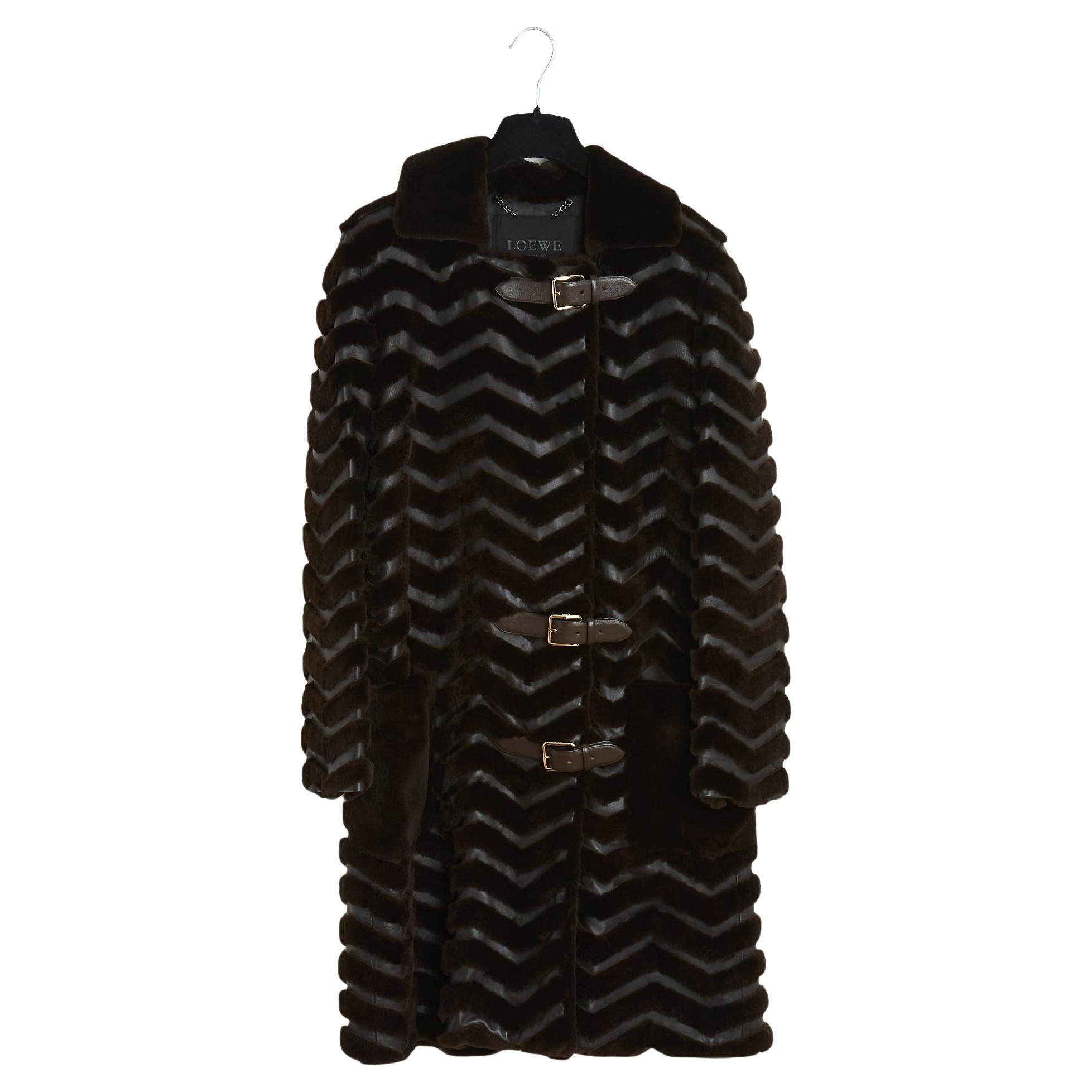 Loewe 2013 Manteau FR38 Cappotto dritto in pelle marrone scuro UK10 US8