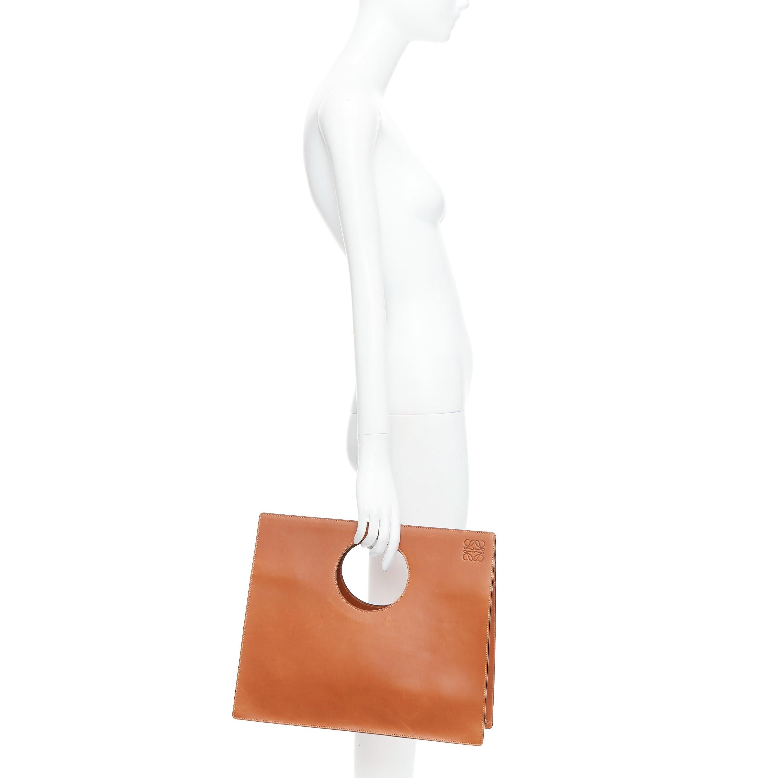 Brown LOEWE 2015 Circle brown leather cutout Anagram rectangular tote bag