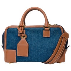 Bolso Loewe Amazona 23 2 Way en tela vaquera y piel marrón, GHW