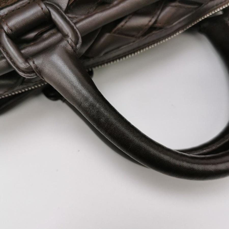 Loewe Amazona 29 in Brown Intrecciato Woven Calfskin Leather Handbag For Sale 11