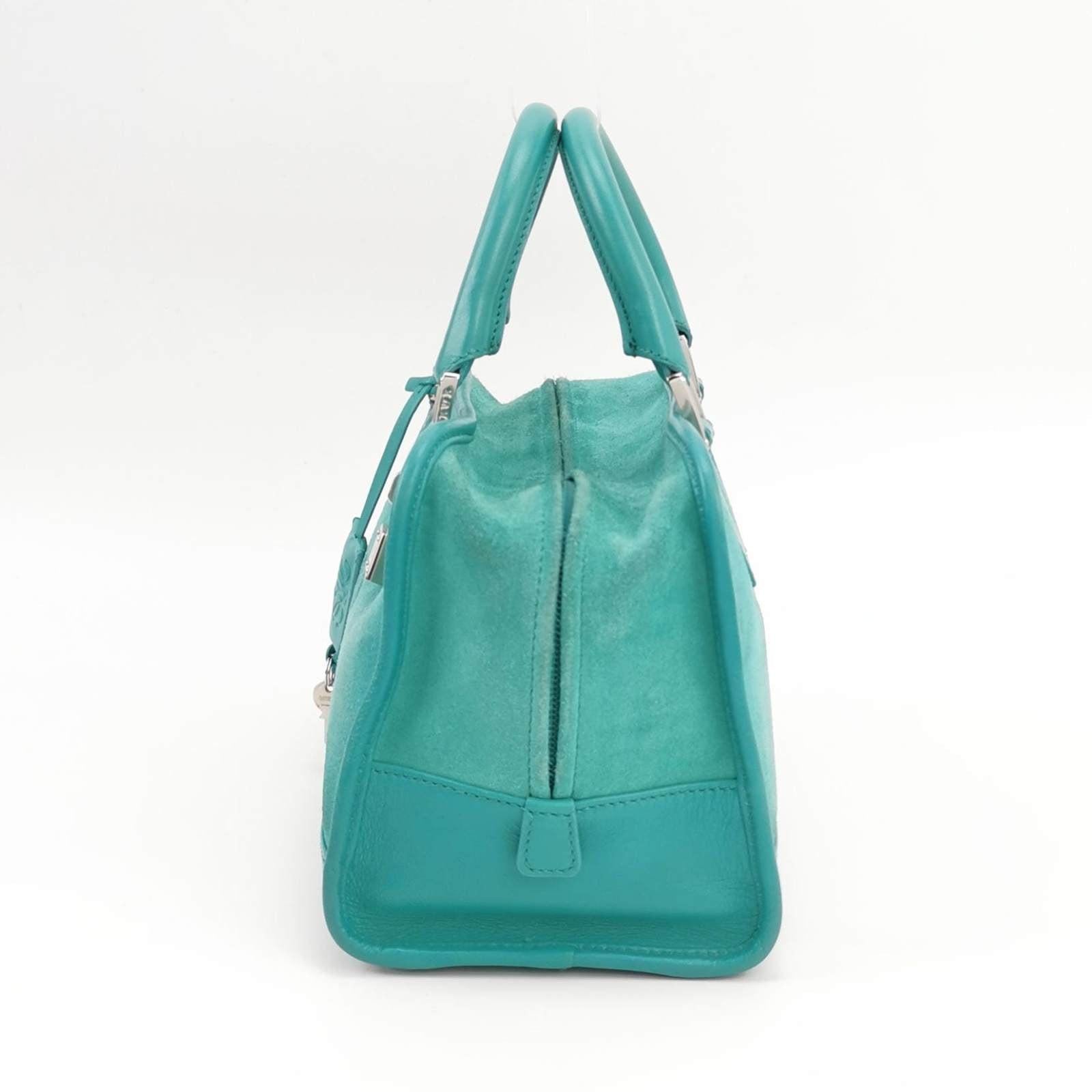 Loewe Amazona 29 en suave piel de ante azul turquesa y herrajes plateados 1