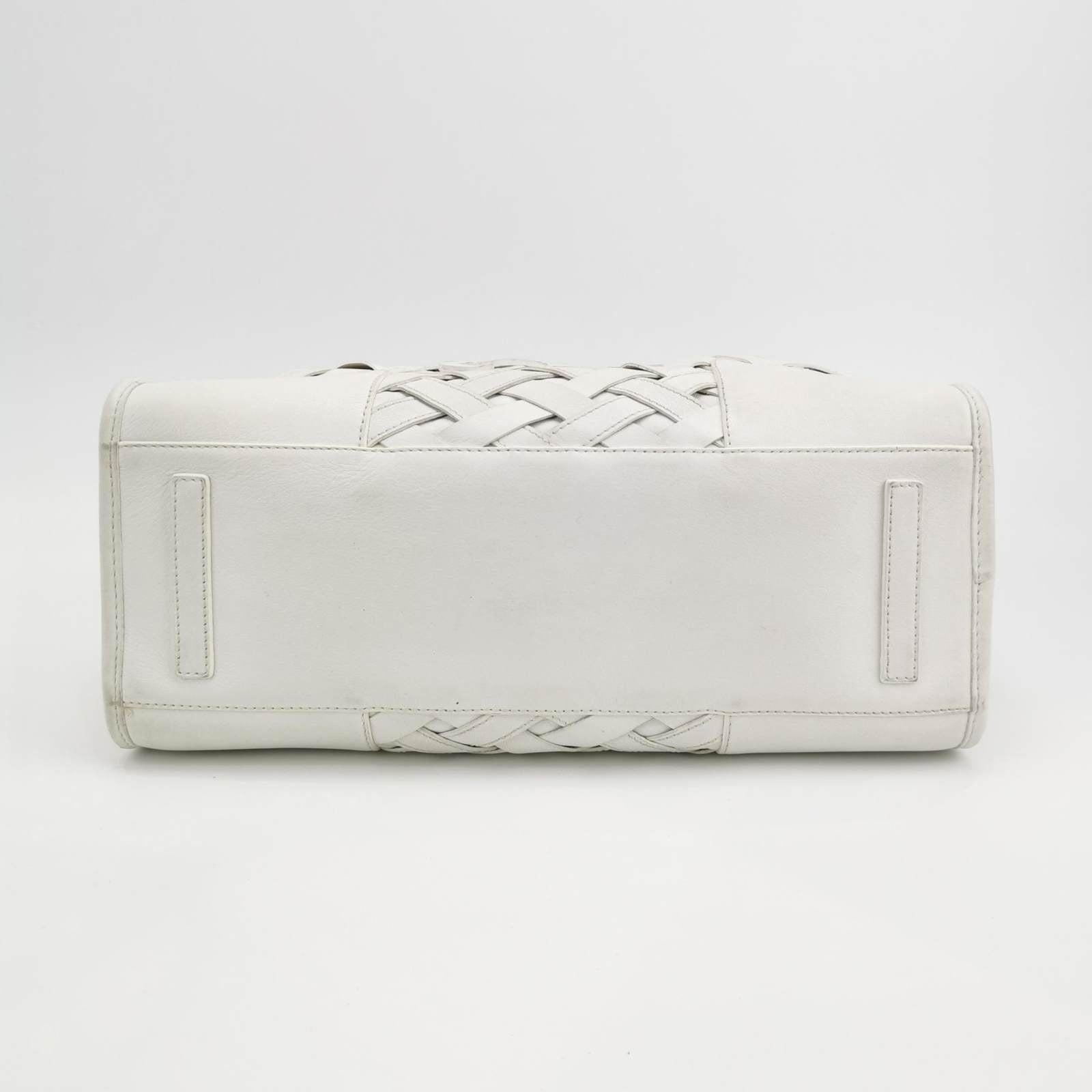 Bolso Loewe Amazona 36 en Piel de Becerro Tejida Intrecciato Blanco 3