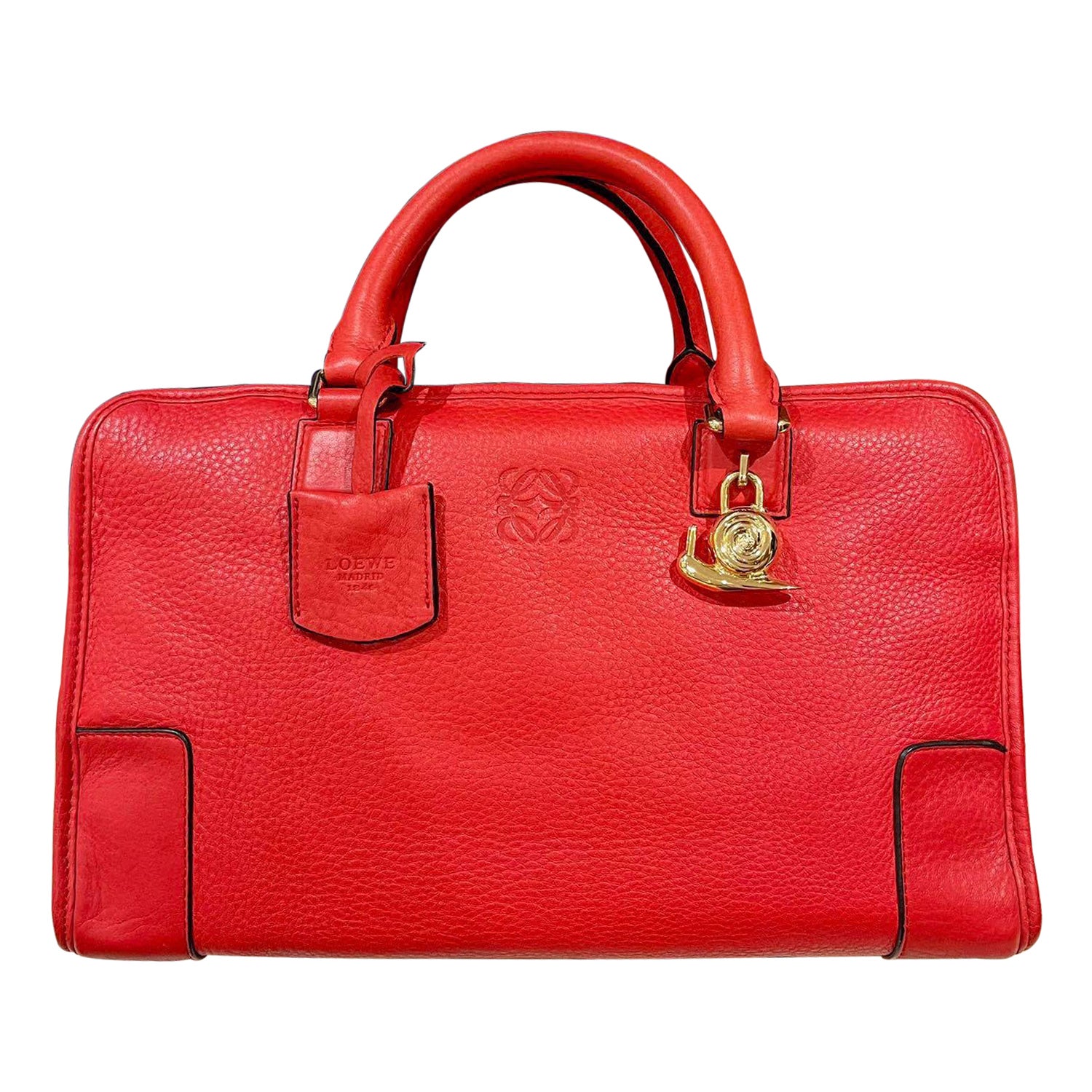 Loewe Amazona 36 Large en cuir rouge et métal doré Serrure escargot en vente