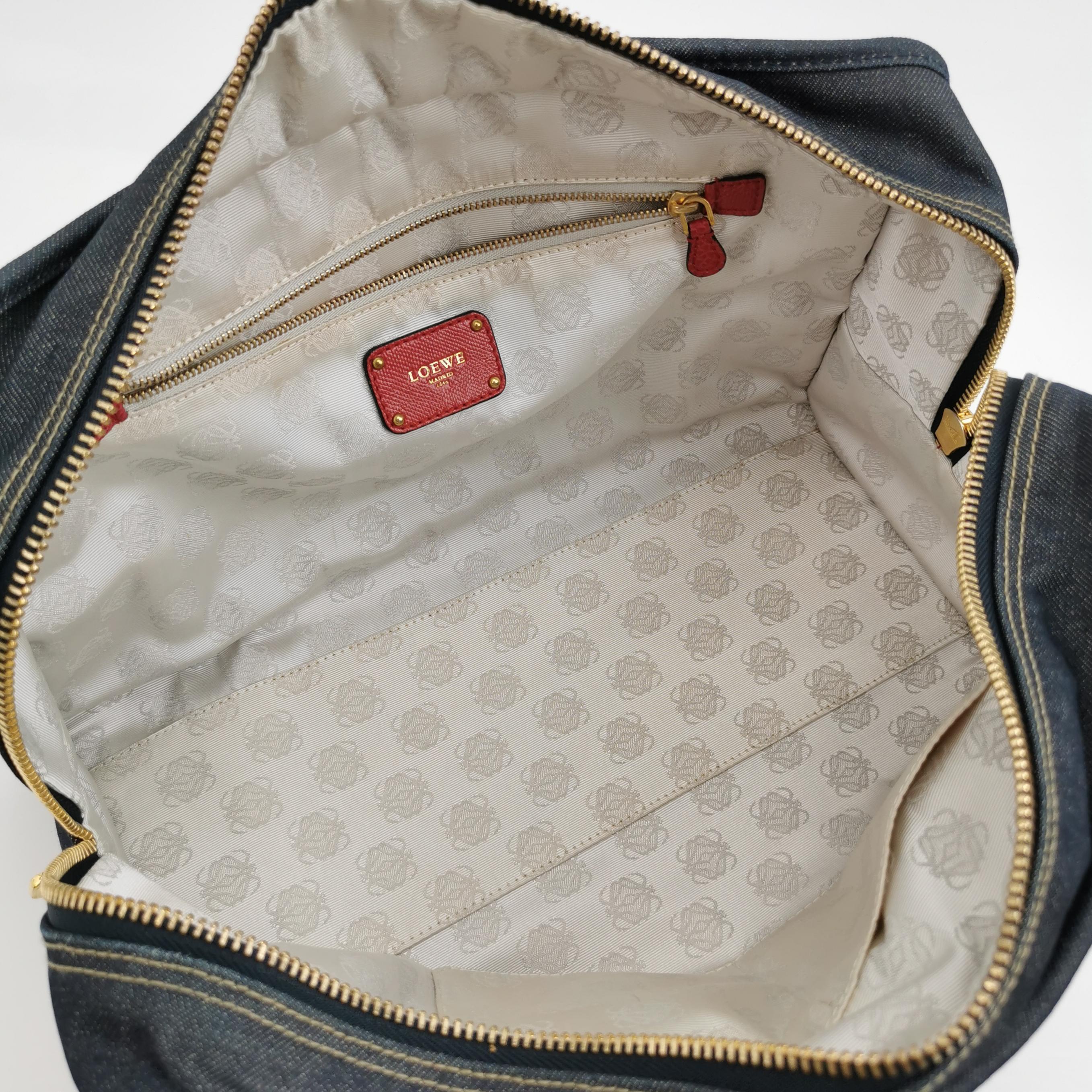 Loewe Amazona 36 Grande Vaquero azul marino y asas rojas en venta 3