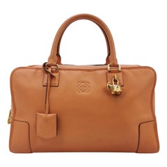 Loewe Amazona Medium 36 Light Coral Leather With Strap Goat Animal Lock