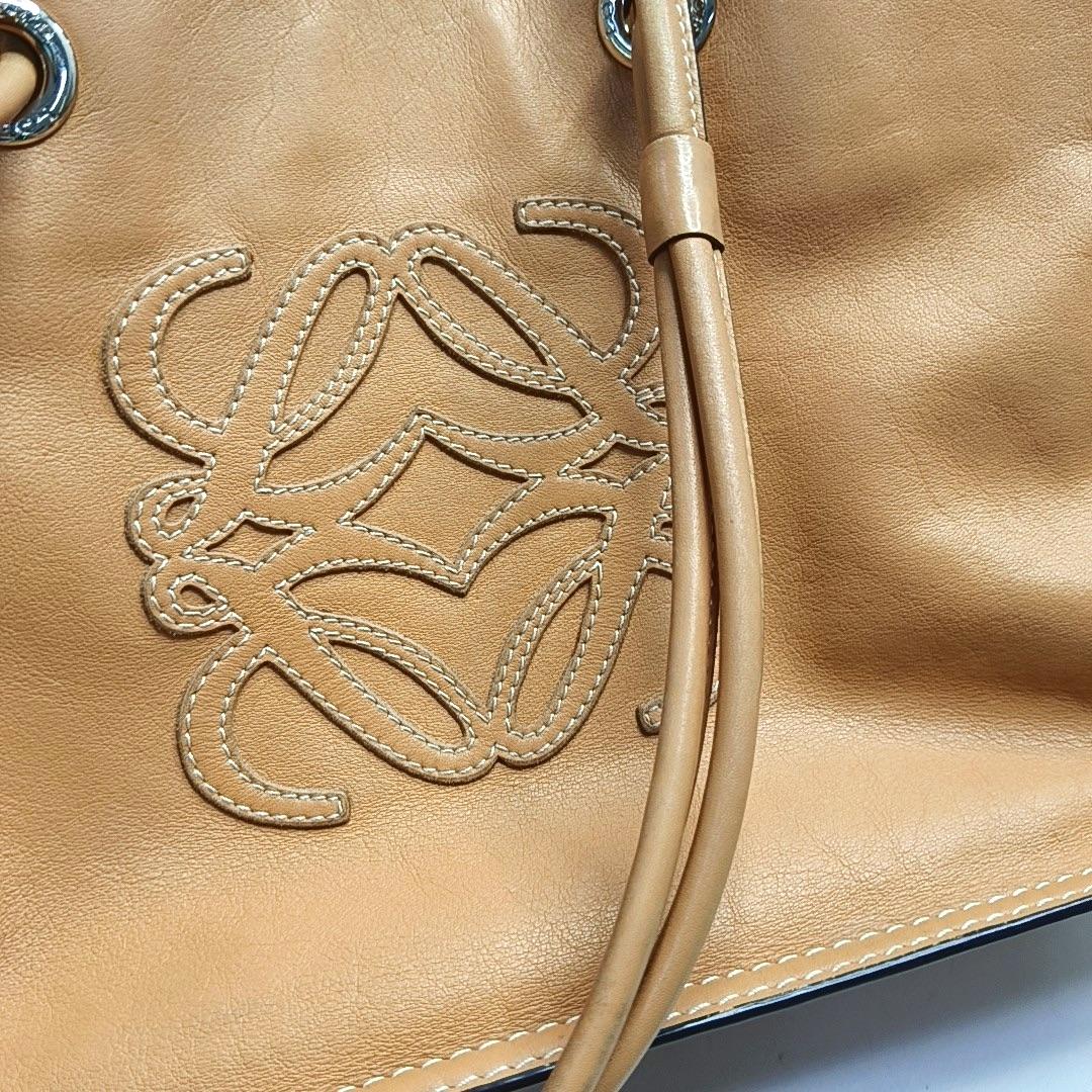 Loewe Anagram Love Logo Shopper Tote Camel Medium 33cm For Sale 2