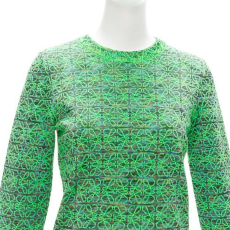LOEWE Anagram neon green logo jacquard cropped sweater M For Sale 2