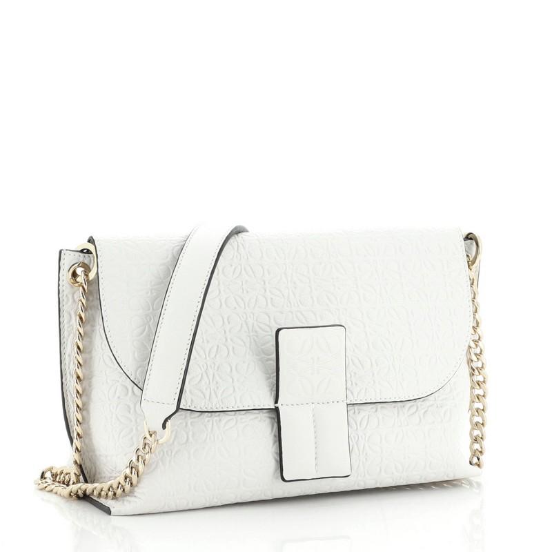 Bolso avenue loewe store