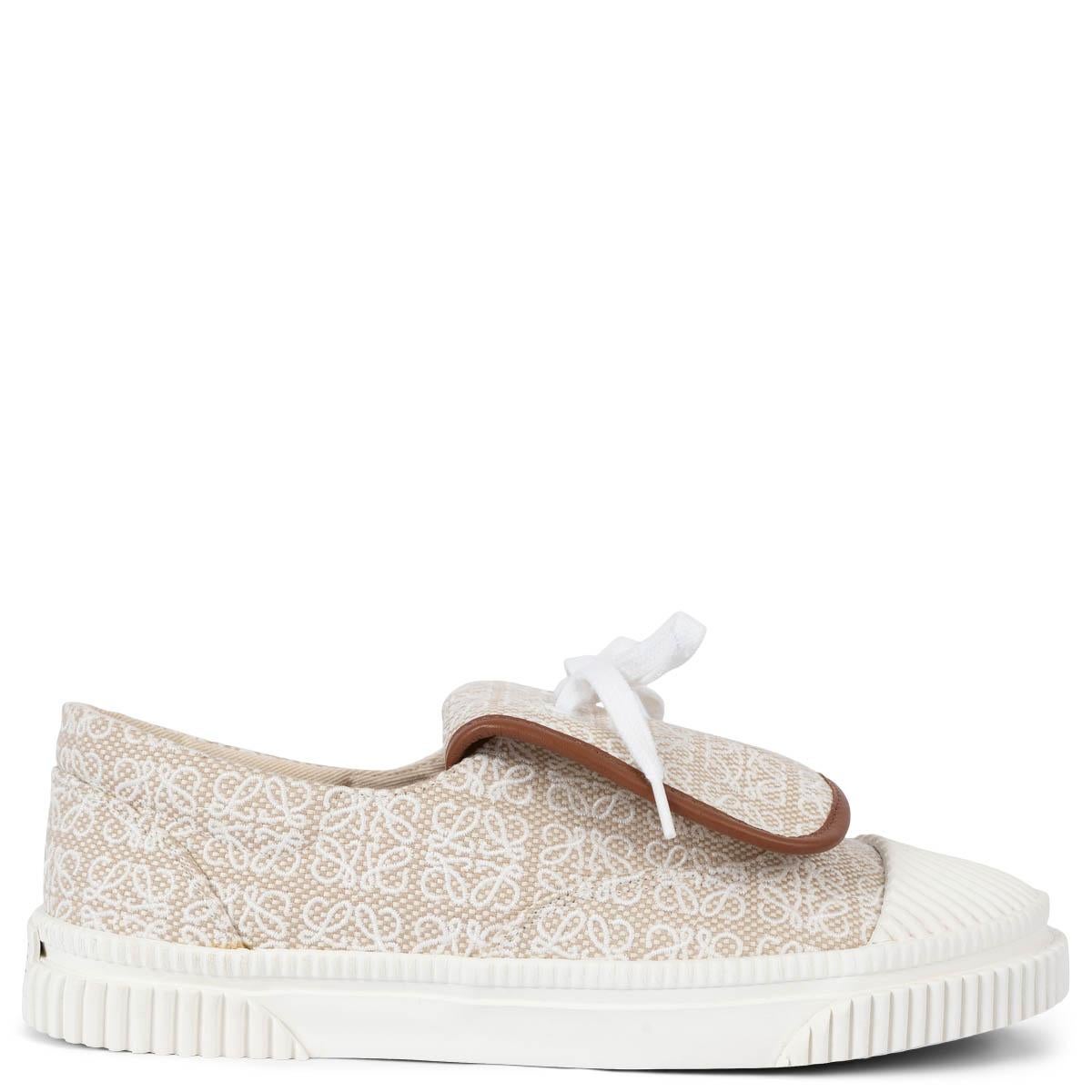 LOEWE ANAGRAM Baskets basses en toile beige 39 taille 38,5