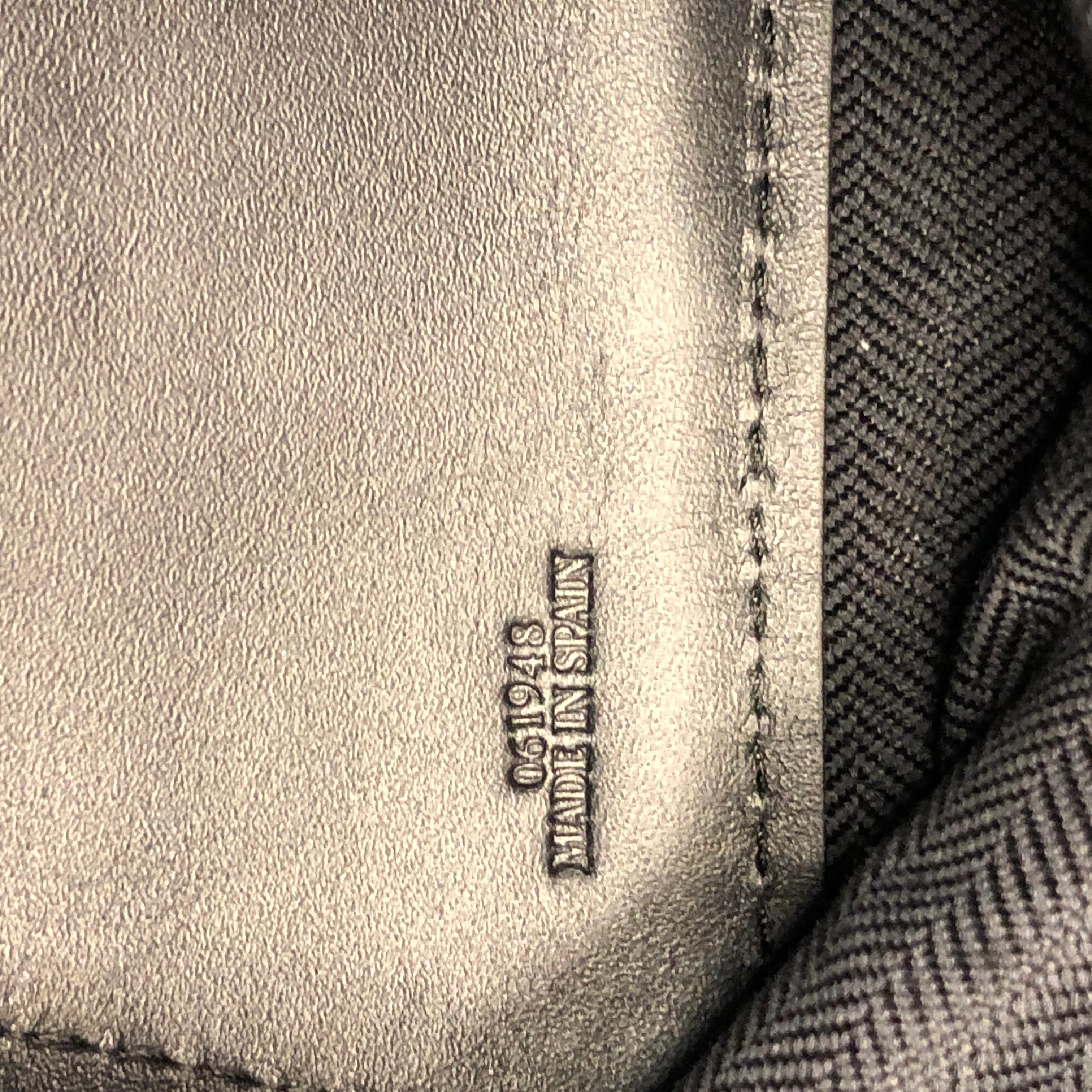 Loewe Berlingo Tasche Nubuk mit Kalbsleder in Schwarz von Loewe 5