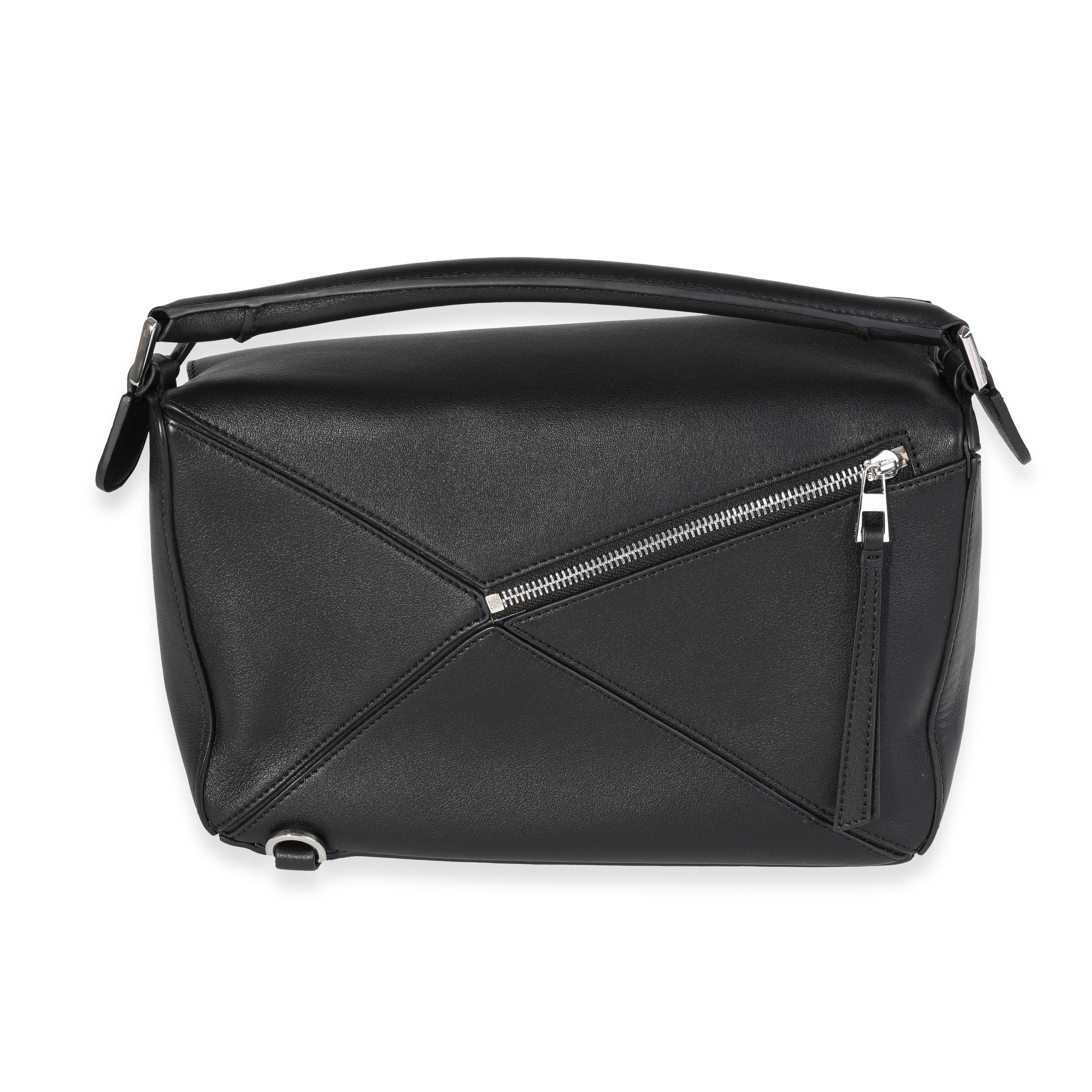 Loewe Medium Puzzle-Tasche aus schwarzem Kalbsleder (Schwarz)