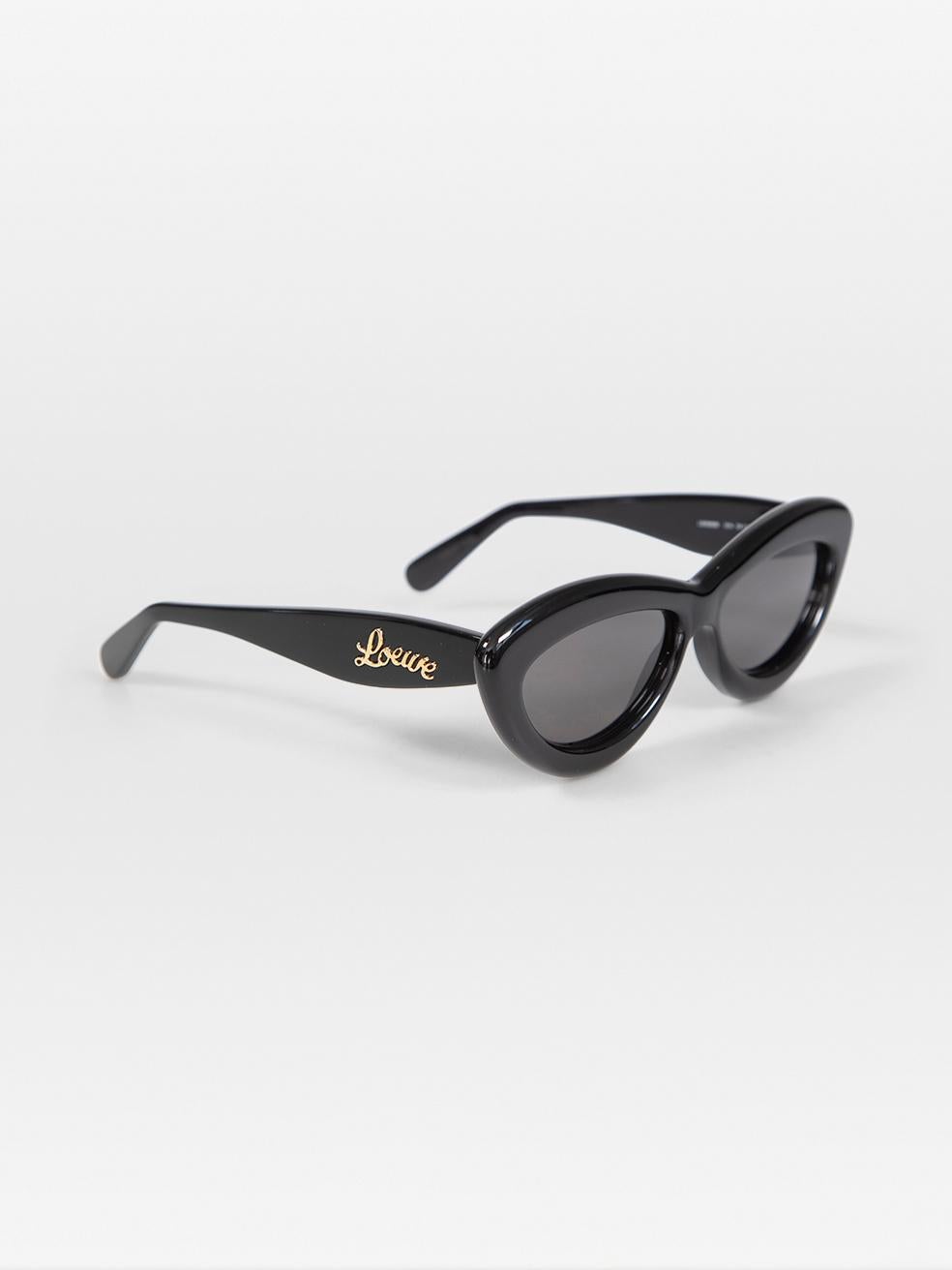 Loewe Black Cat Eye Tinted Oversized Sunglasses In New Condition For Sale In London, GB