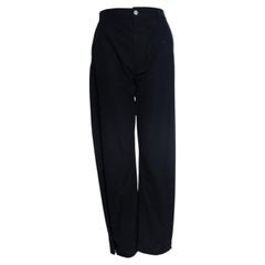 Loewe, jeans neri con bottoni a pressione alle caviglie