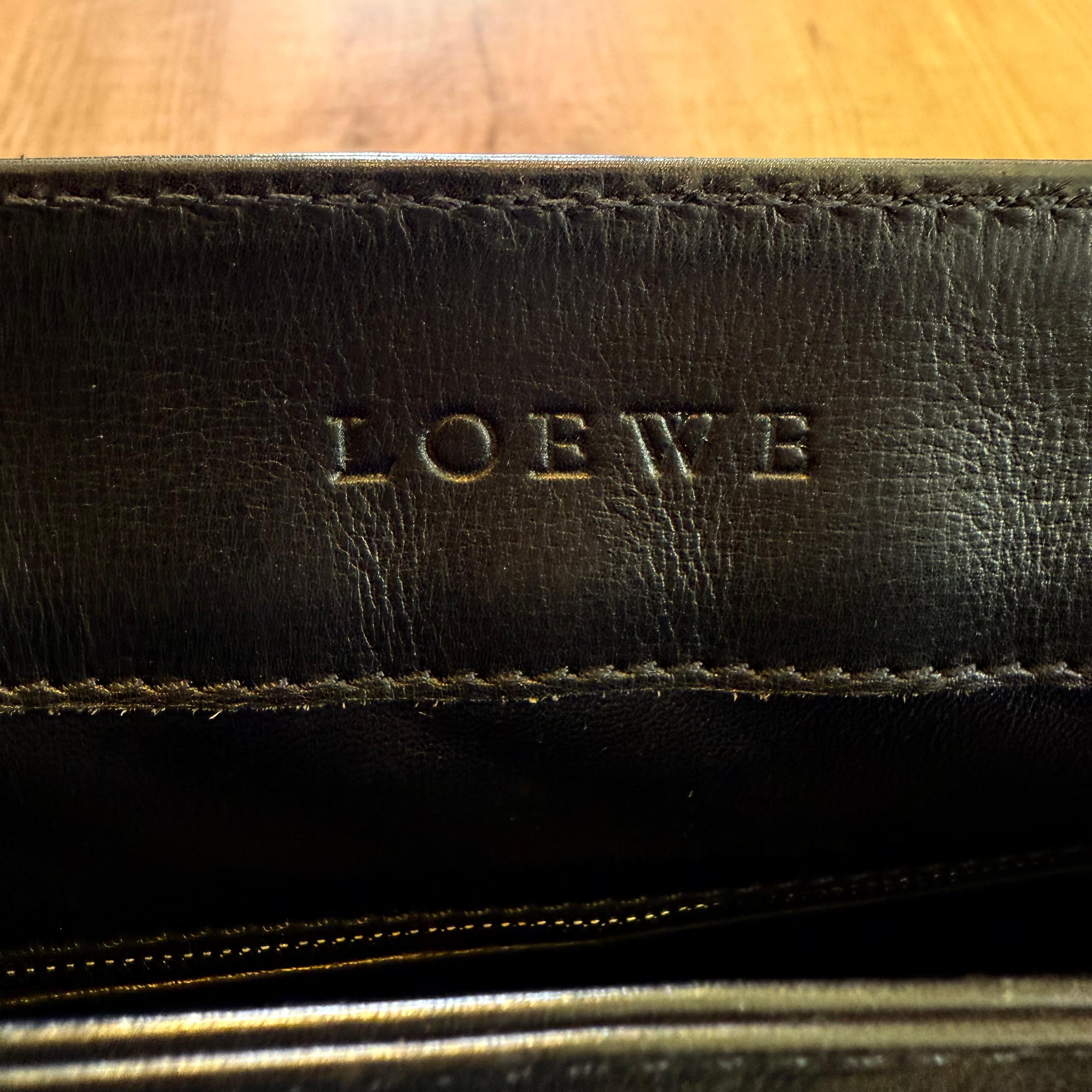 Bolso de piel negro Loewe en venta 4