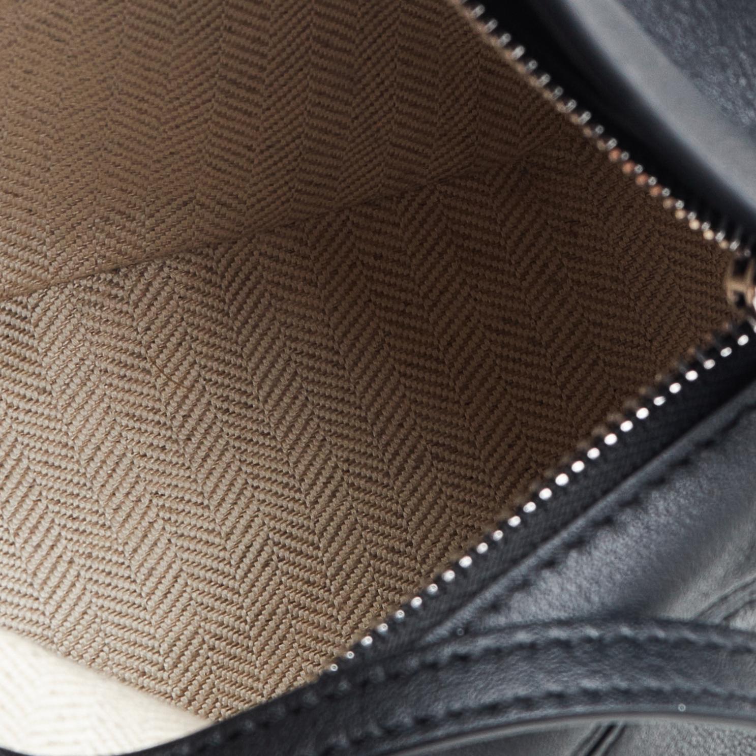 Loewe Black Leather Mini Puzzle Shoulder Bag In Good Condition In Dubai, Al Qouz 2