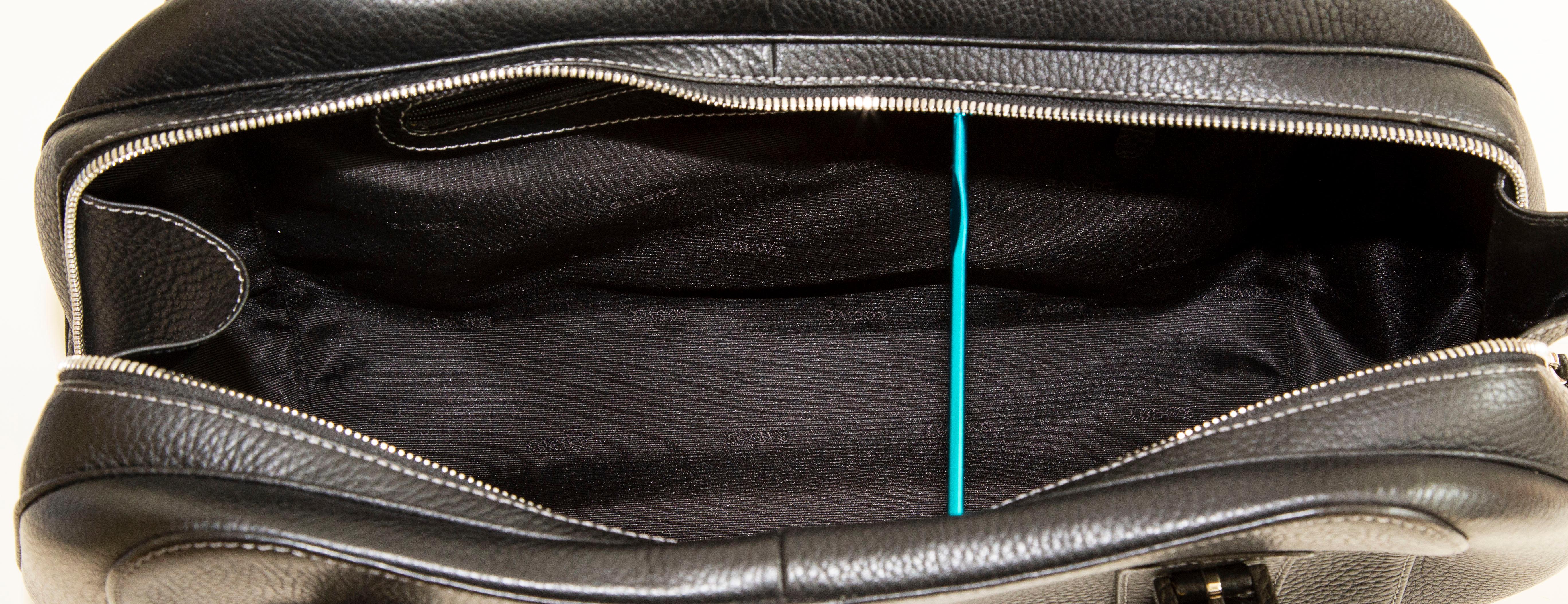 Loewe Black Leather Shoulder Bag For Sale 6