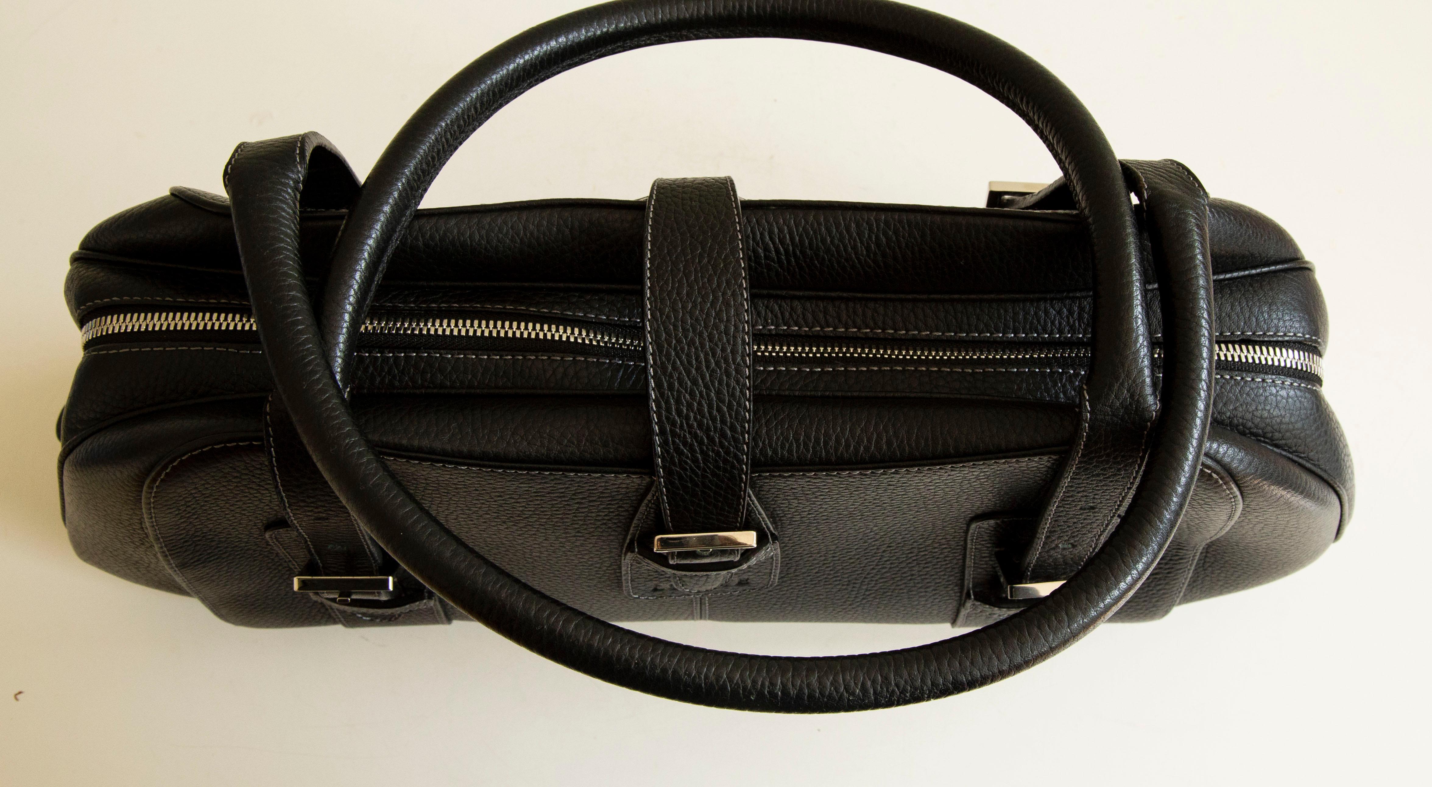 Loewe Black Leather Shoulder Bag 5