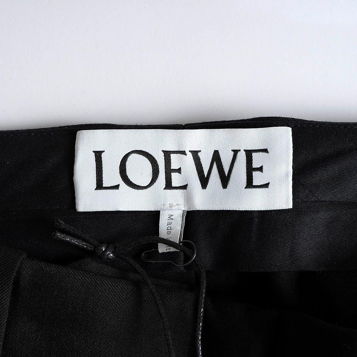 LOEWE black wool CLASSIC Dress Pants 42 M For Sale 1