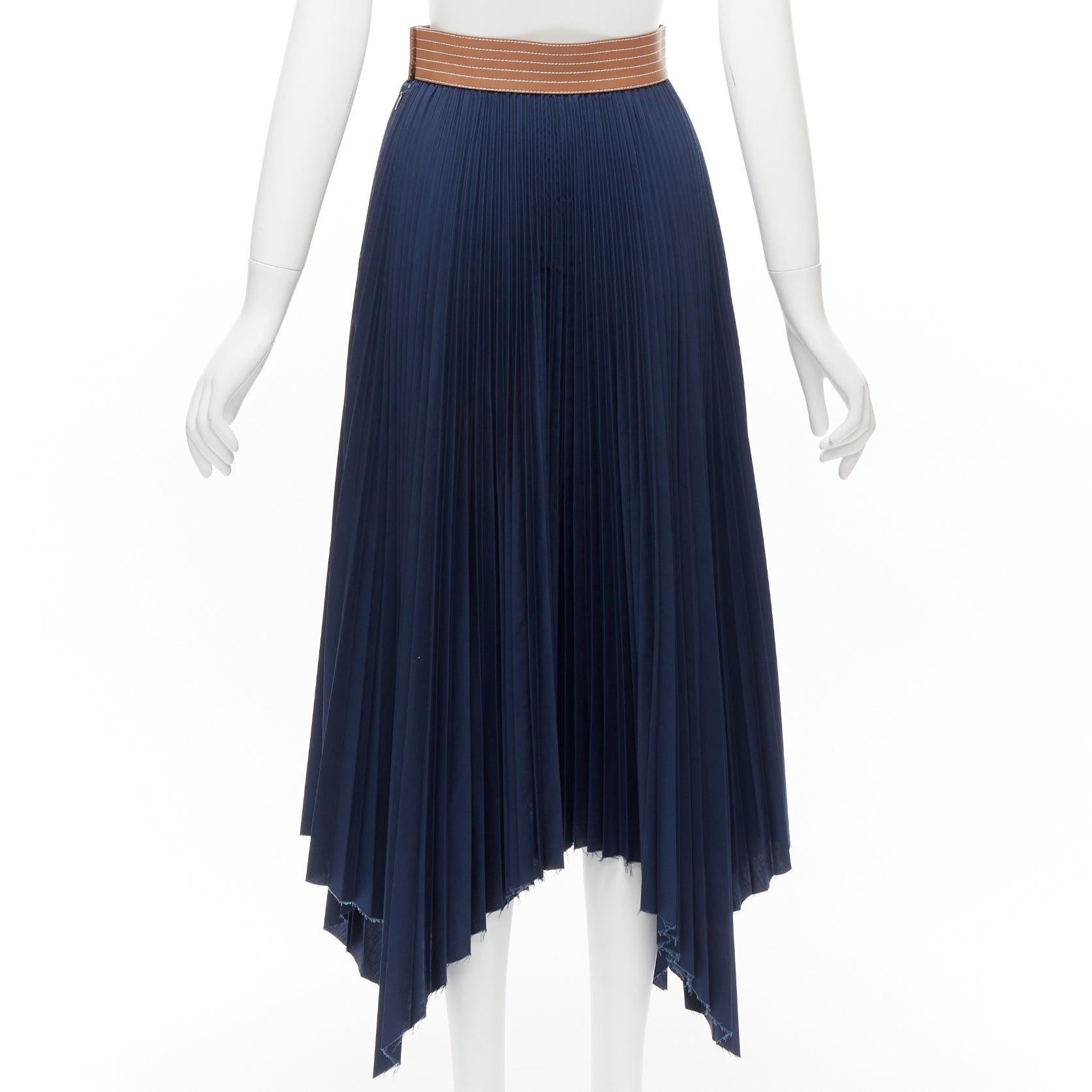 Women's LOEWE brown cowhide leather topstitched belt navy pleated midi skirt FR34 XS For Sale