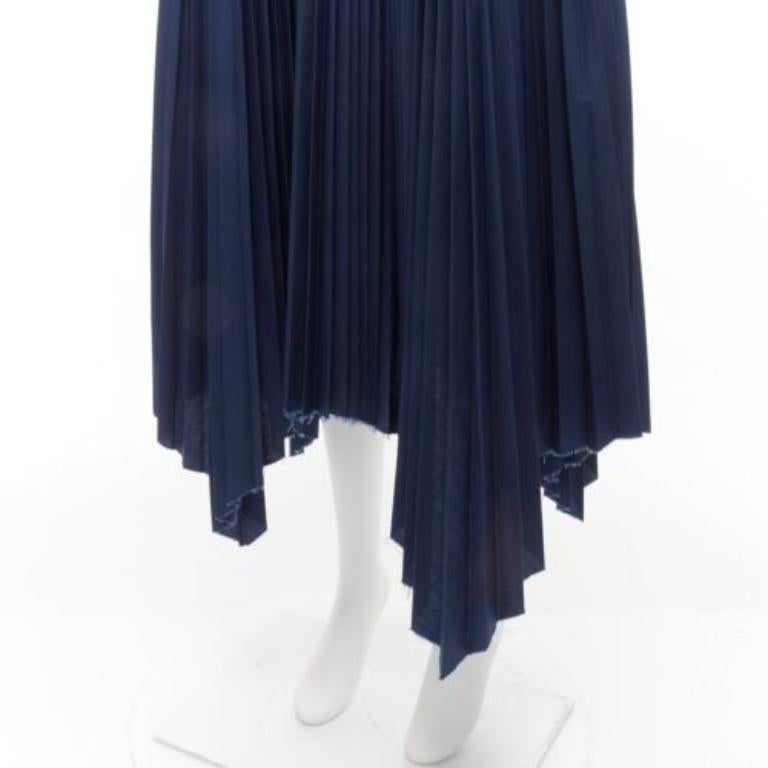 LOEWE brown cowhide leather white topstitched belt navy pleated skirt FR34 XS For Sale 2