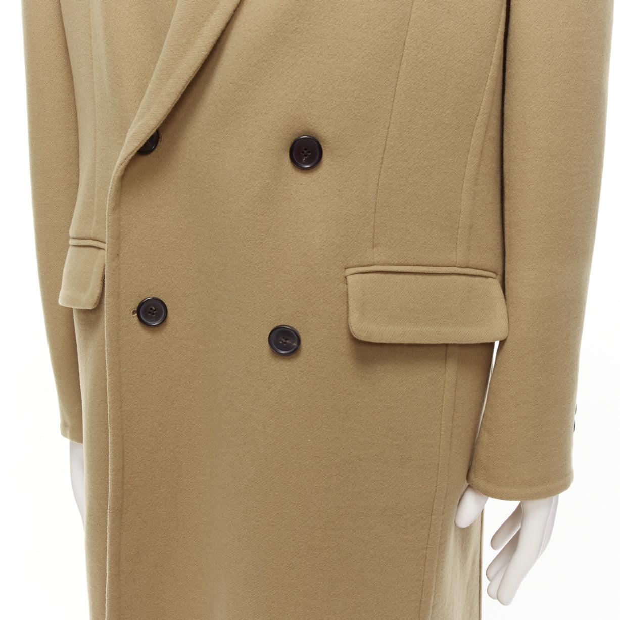 LOEWE camel wool cashmere black double breasted oversized coat IT46 S
Reference: MLCO/A00001
Brand: Loewe
Designer: JW Anderson
Material: Wool, Cashmere
Color: Tan Brown, Black
Pattern: Solid
Closure: Button
Lining: Beige Fabric
Extra Details:
