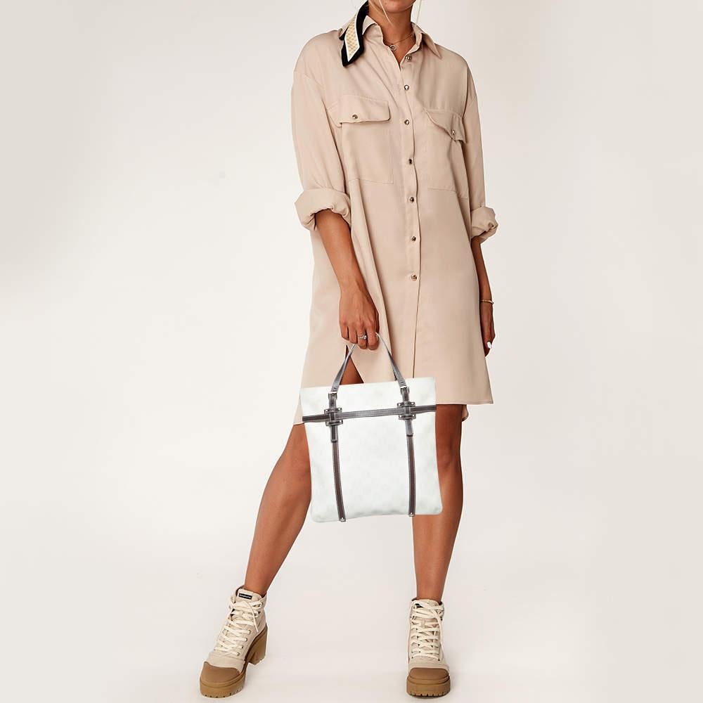 Know to create stylish  sophisticated  and timeless designs  this is a brand worth investing in. The bags that come from this labels atelier are exquisite. This tote bag is no different. It has been made from quality materials and comes with an