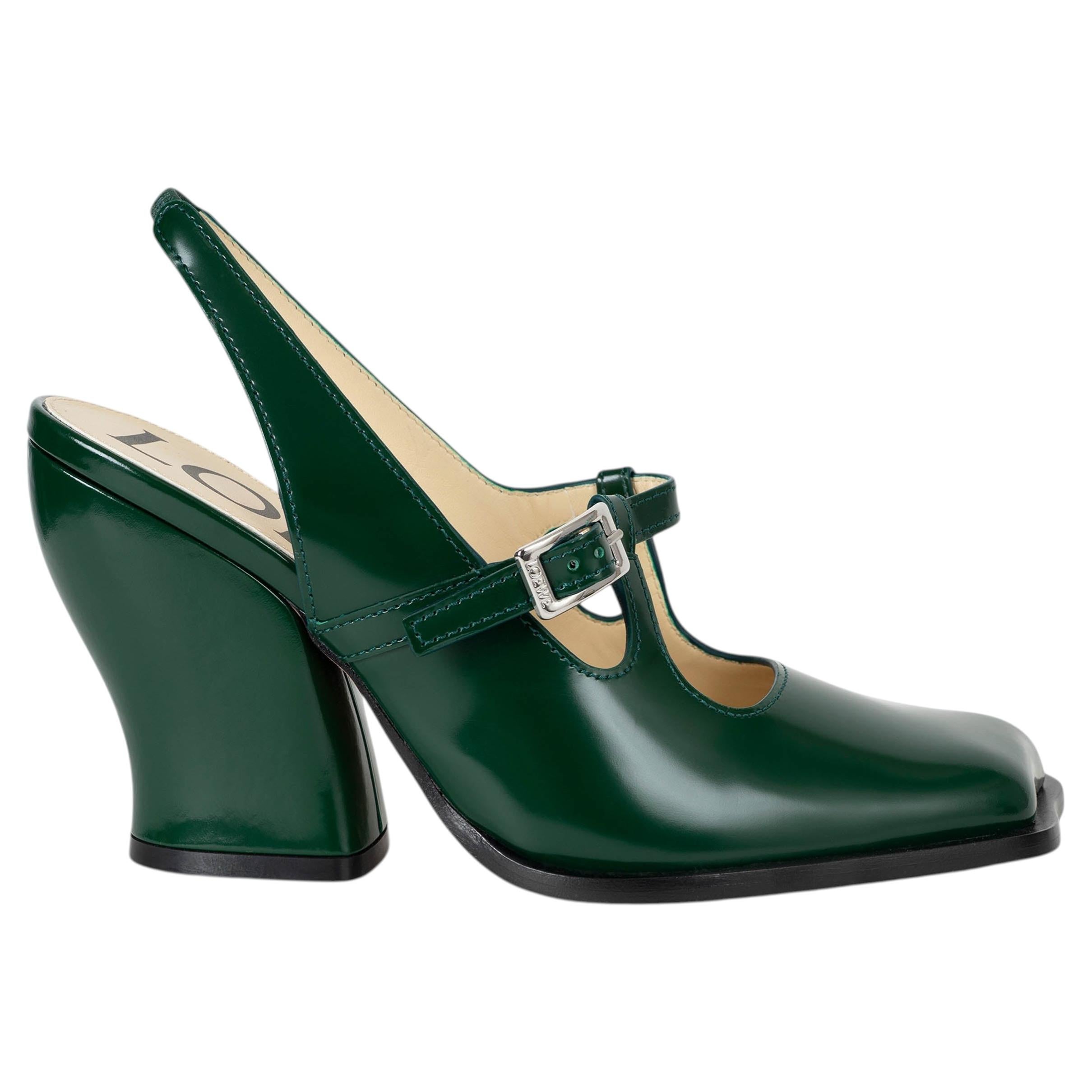 Zapatos LOEWE de cuero verde oscuro, modelo ONDA MARY JANE con talón abierto, colección 2024, talla 39