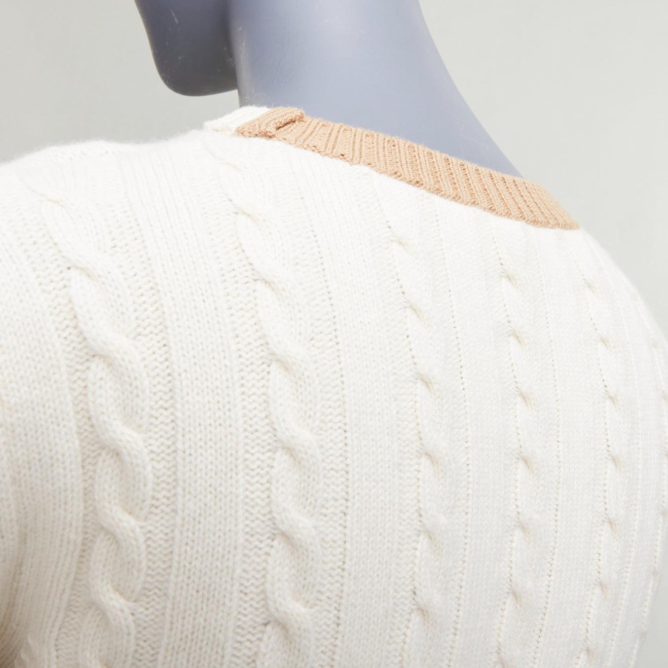 Pull court LOEWE écru en laine de coton anagram câble XS en vente 2