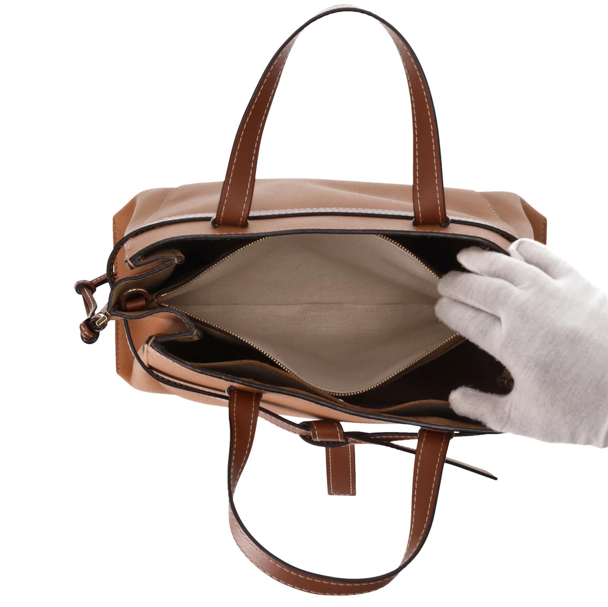 Bolso Tote Mediano Loewe Gate Piel de Becerro en venta 2